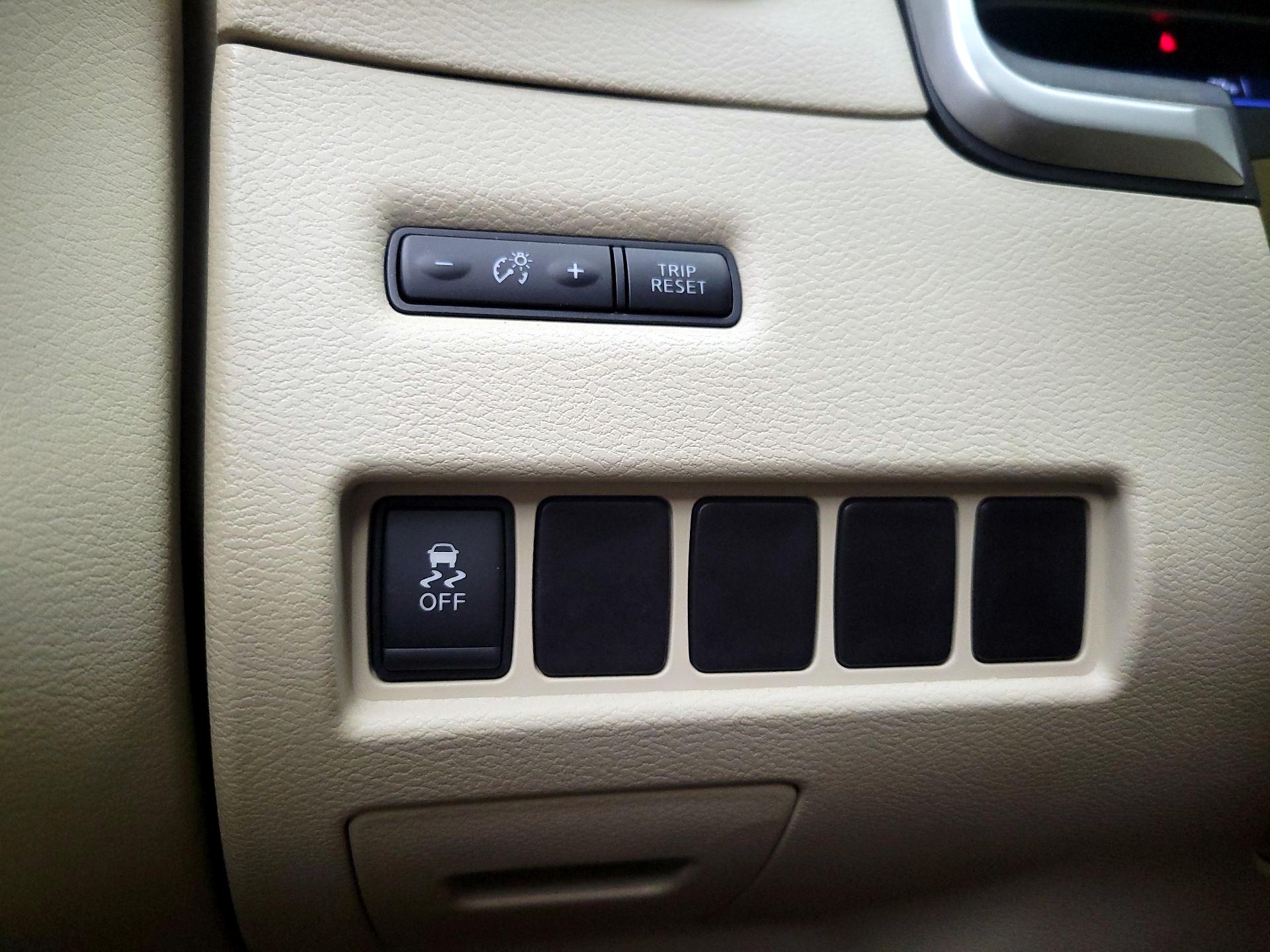 Thumbnail: 2015 Nissan Murano - 13