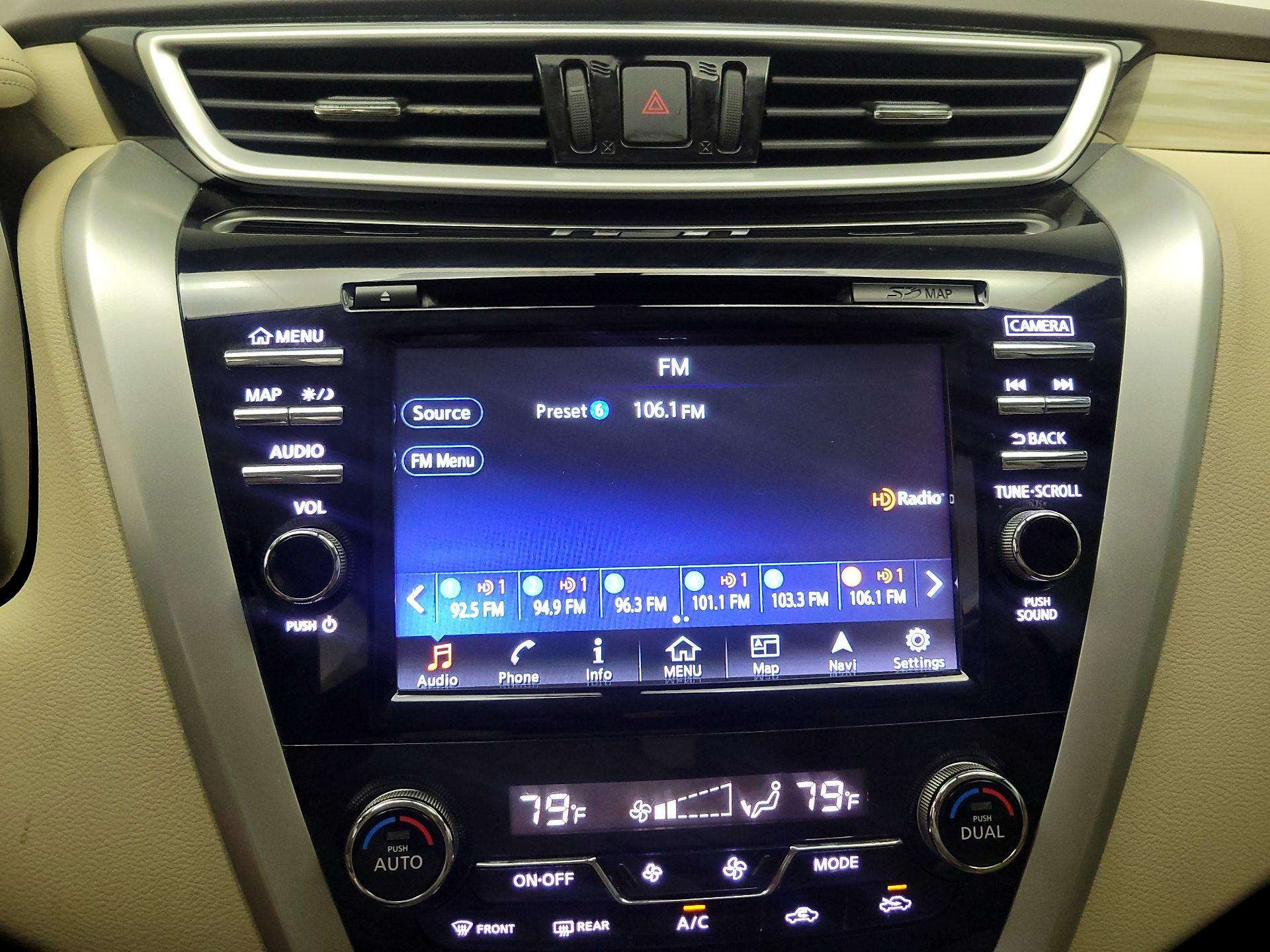 Thumbnail: 2015 Nissan Murano - 16