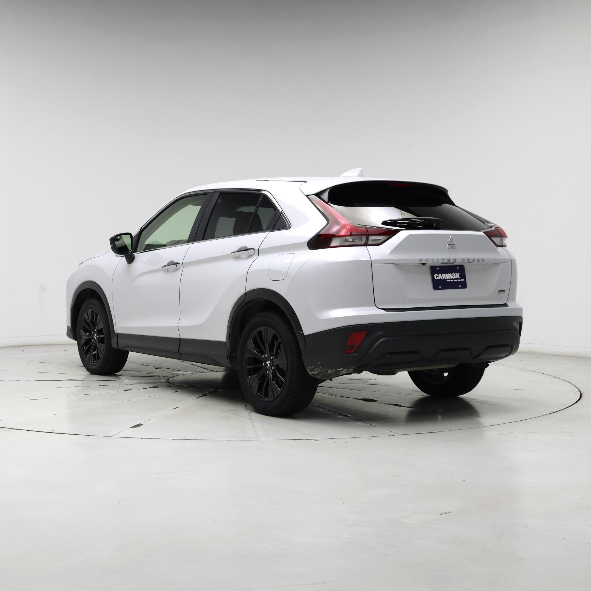 Thumbnail: 2022 Mitsubishi Eclipse Cross - 2