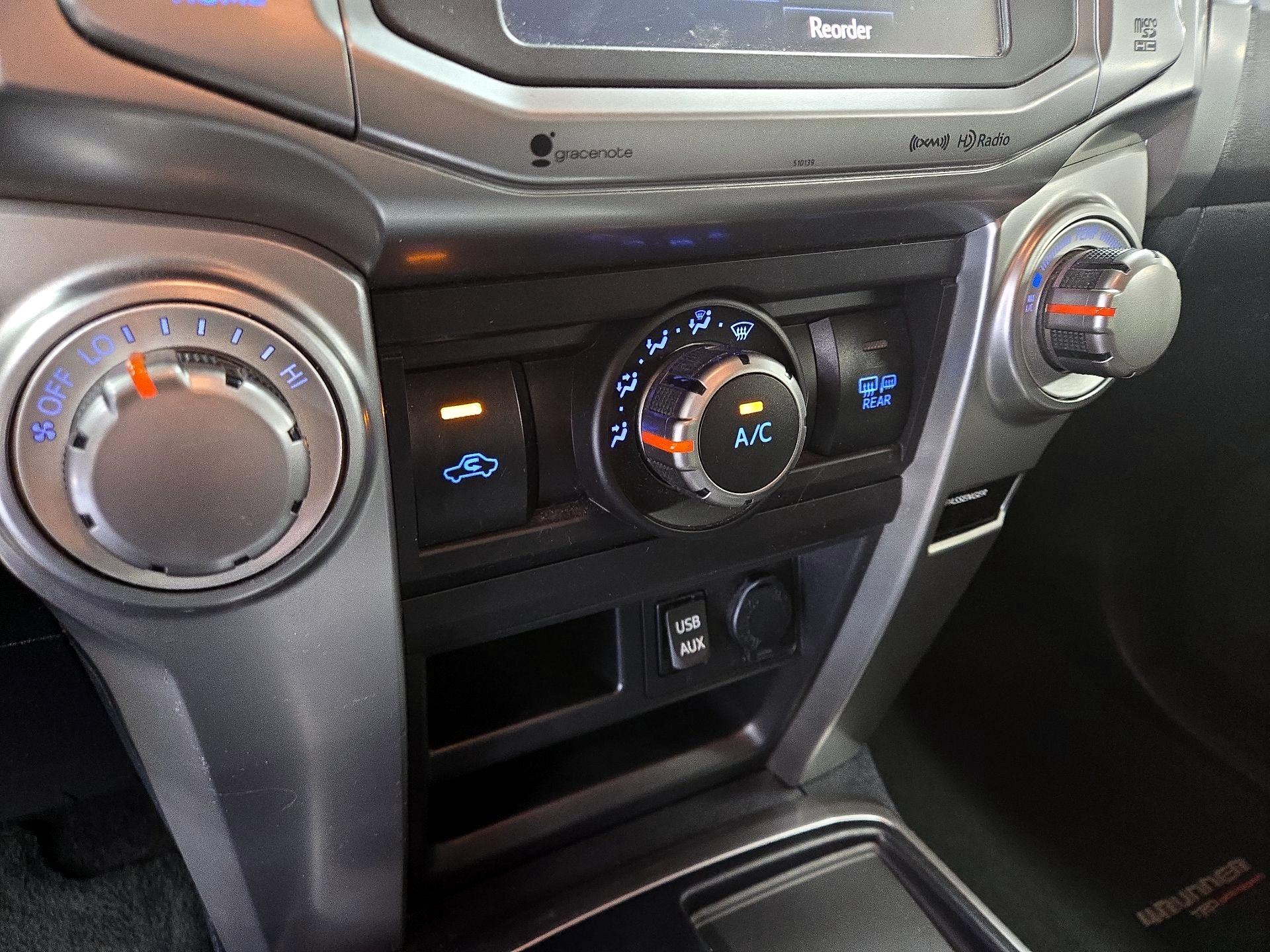 Thumbnail: 2016 Toyota 4Runner - 16
