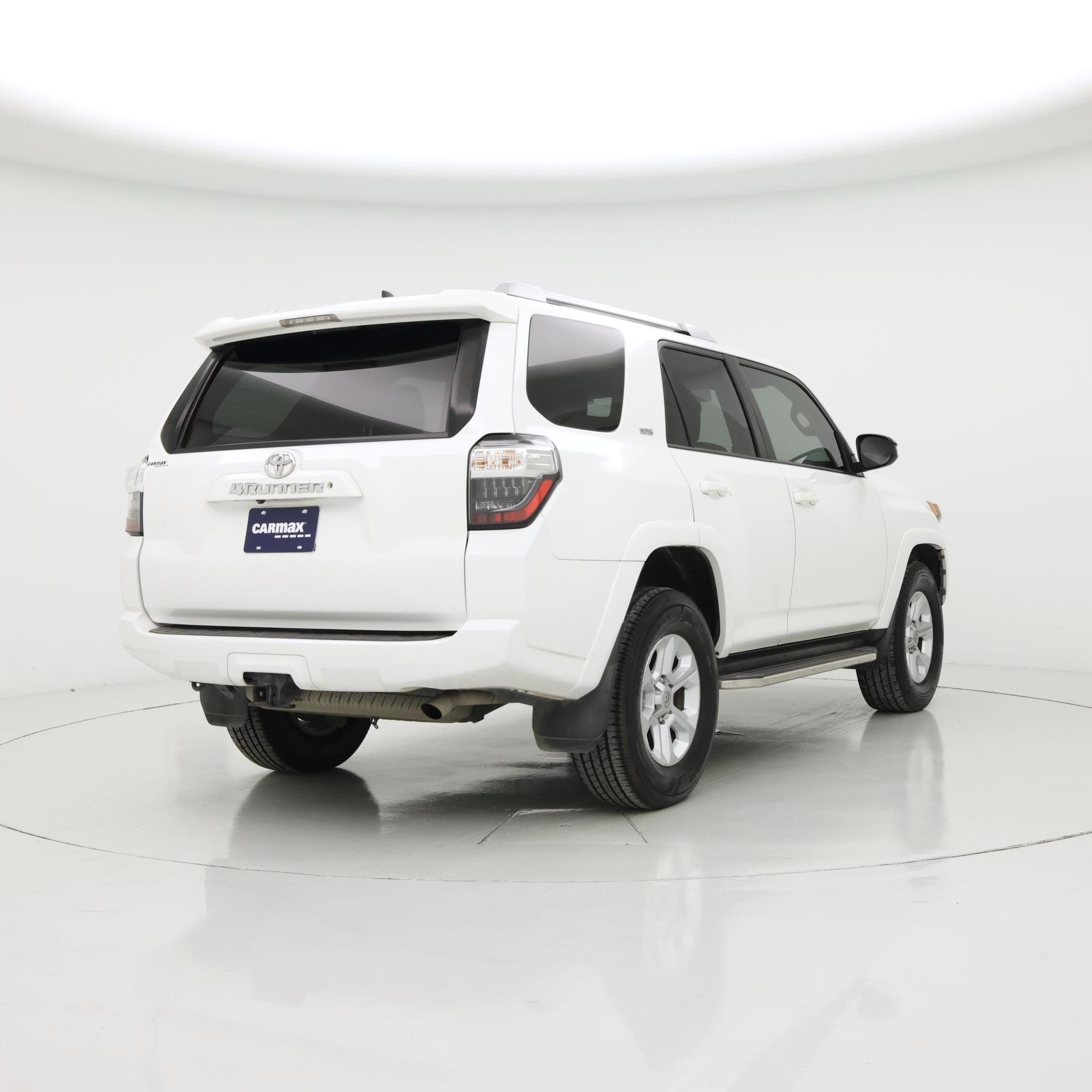 Thumbnail: 2016 Toyota 4Runner - 8