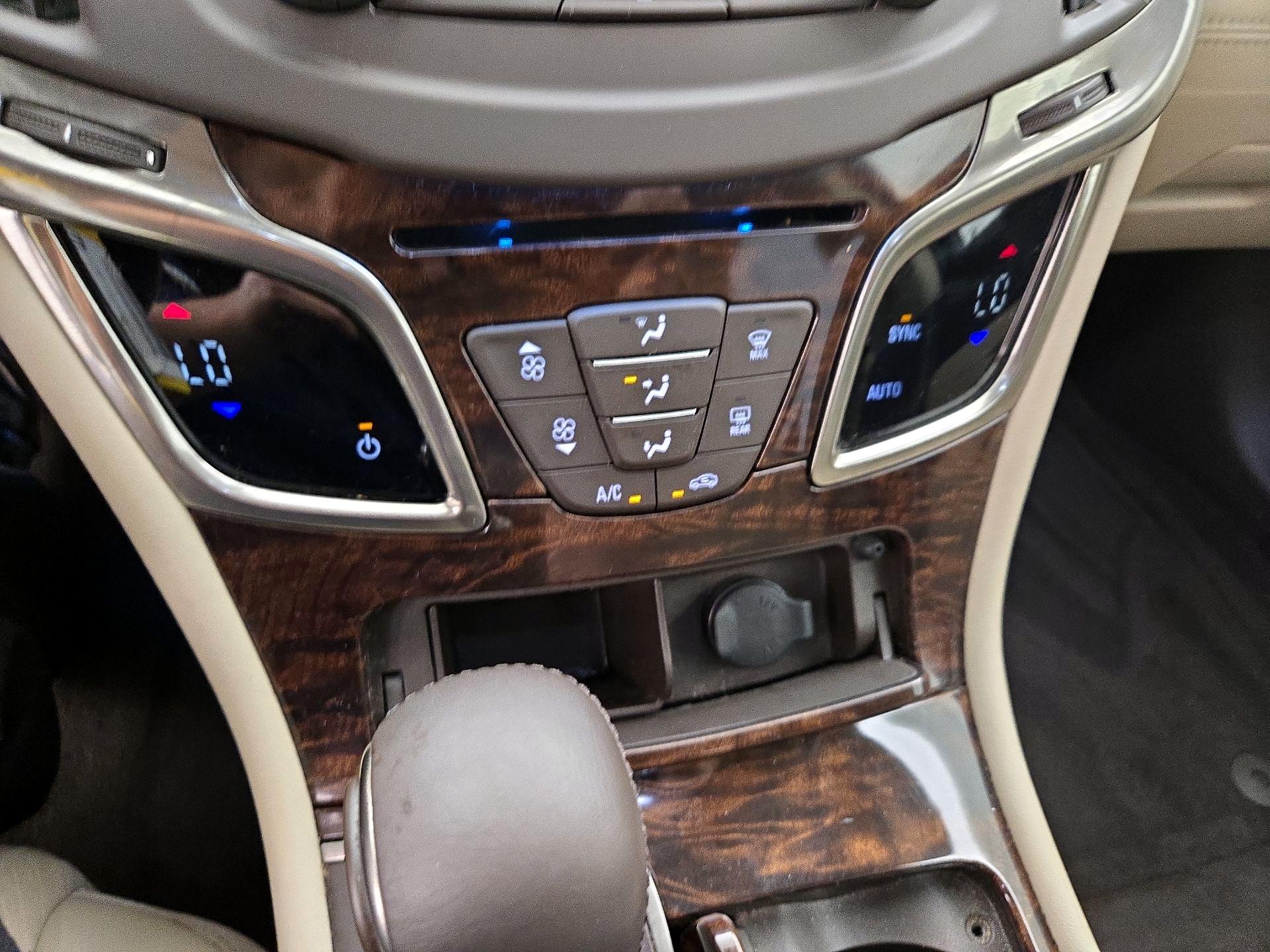 Thumbnail: 2014 Buick LaCrosse - 15