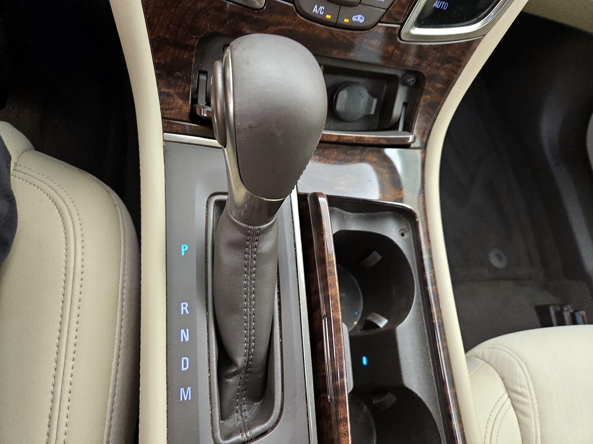 Thumbnail: 2014 Buick LaCrosse - 16