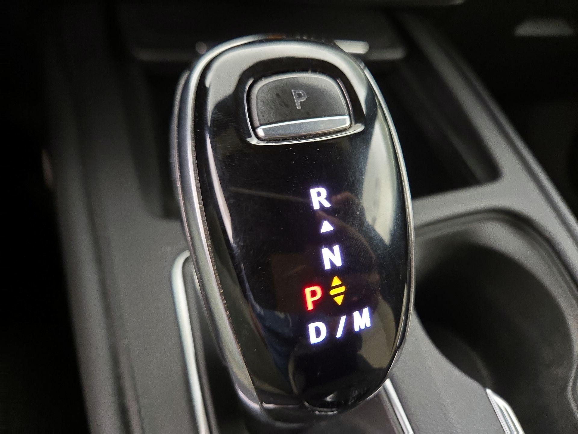 Thumbnail: 2020 Cadillac XT4 - 17