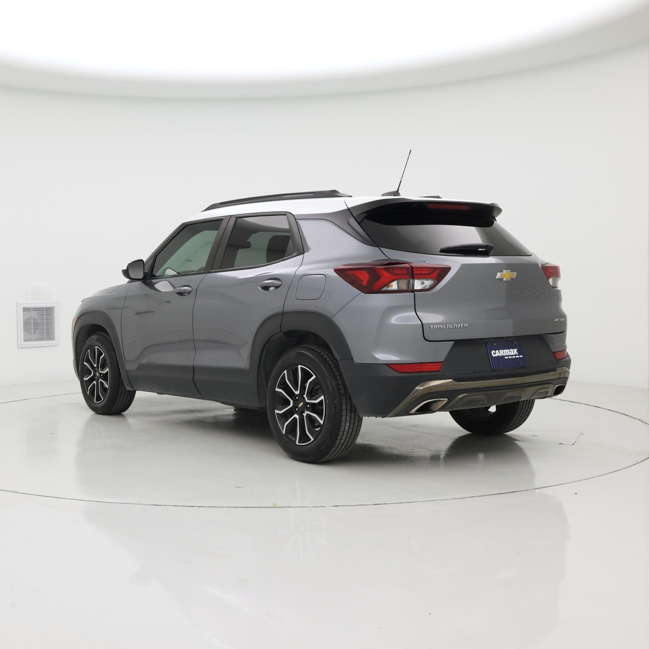 Thumbnail: 2022 Chevrolet TrailBlazer - 2