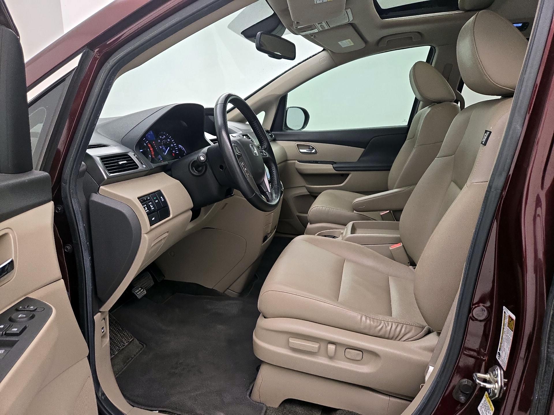 Thumbnail: 2014 Honda Odyssey - 11