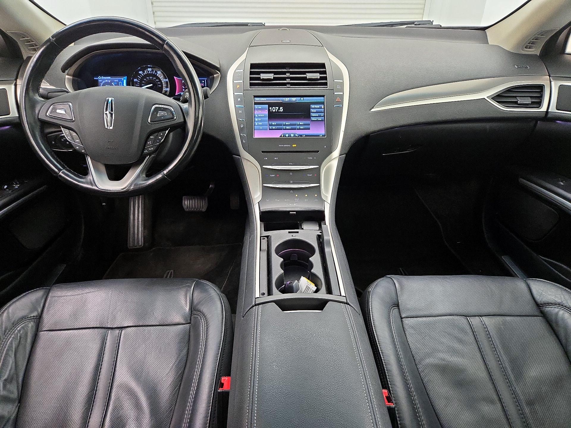 Thumbnail: 2016 Lincoln MKZ - 9