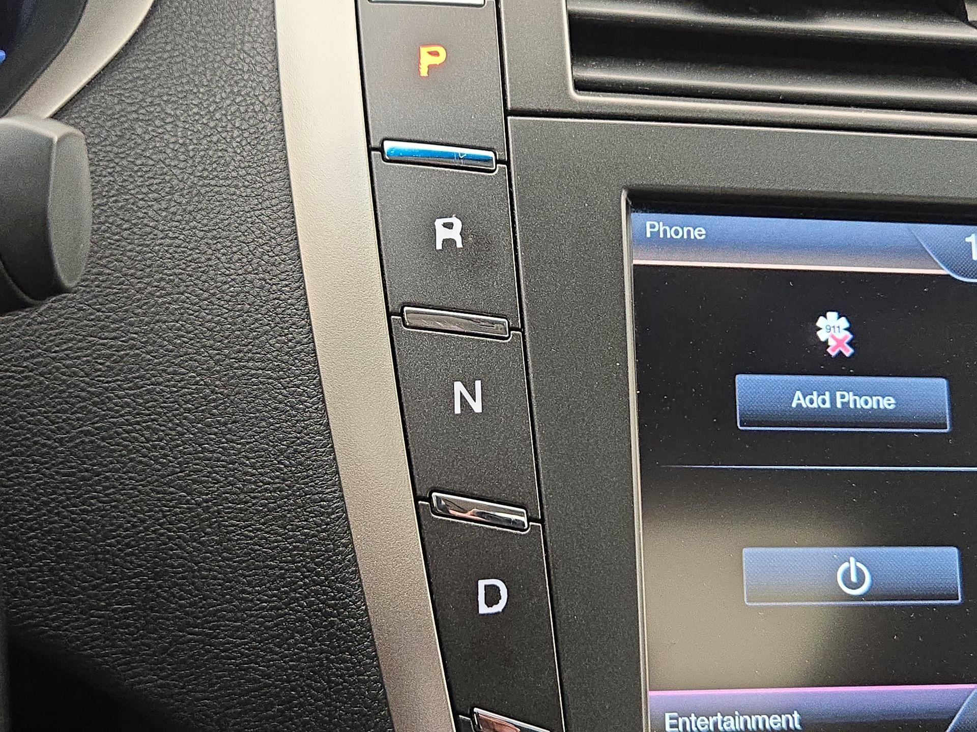 Thumbnail: 2016 Lincoln MKZ - 18