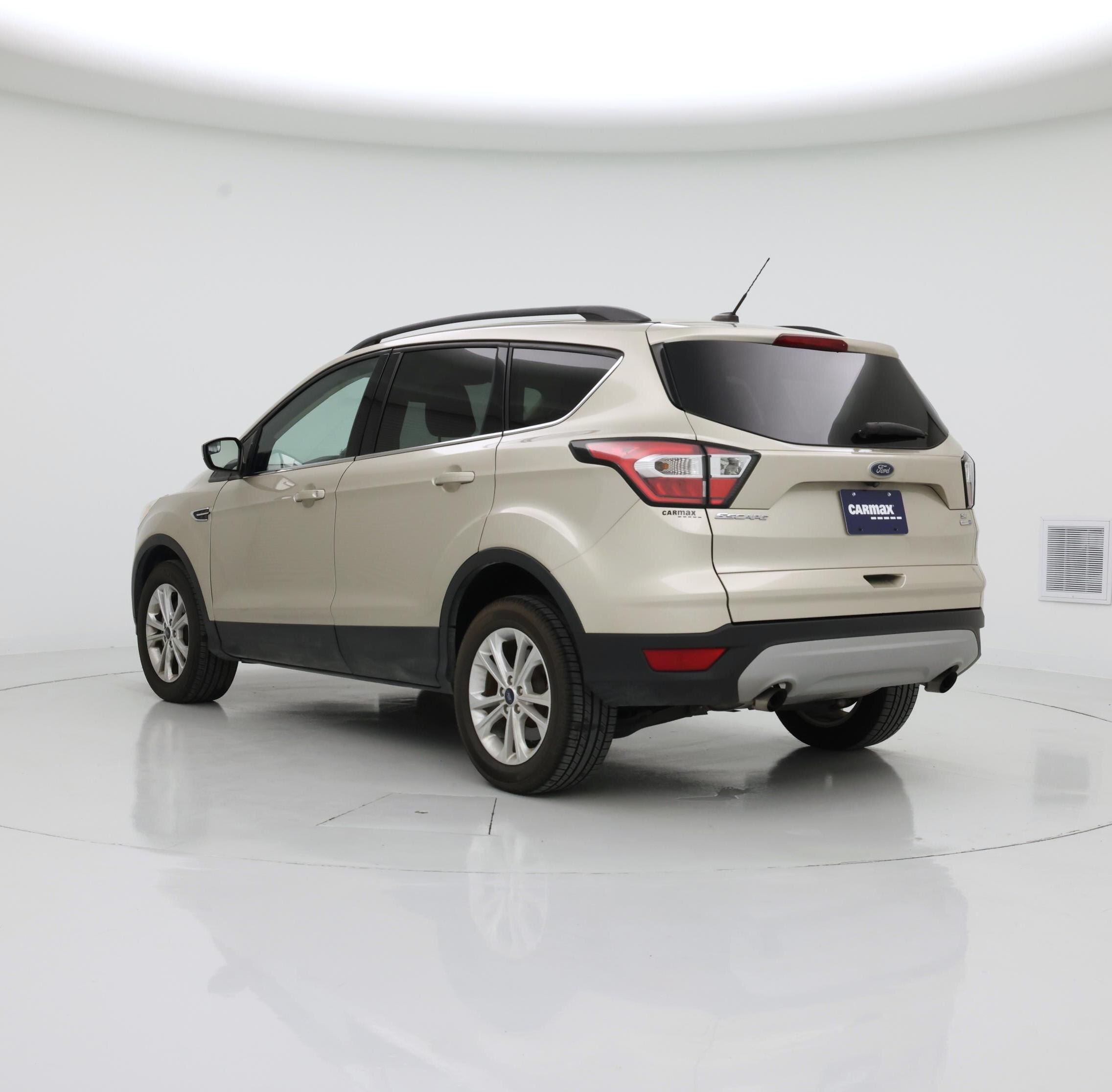 Thumbnail: 2018 Ford Escape - 2