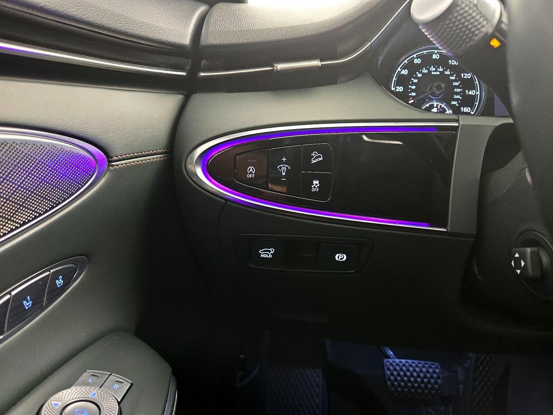 Thumbnail: 2022 Genesis GV70 - 13