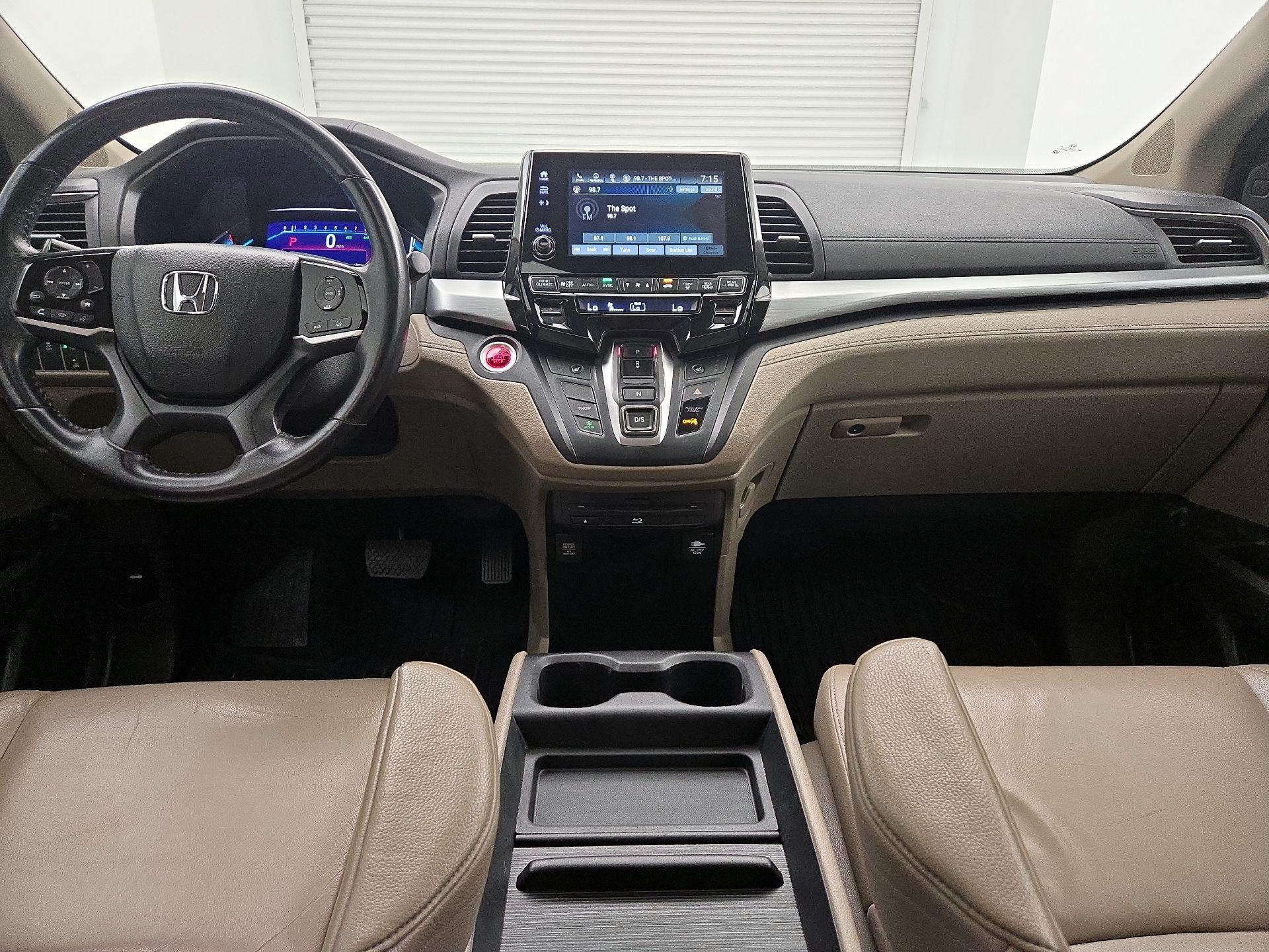 Thumbnail: 2018 Honda Odyssey - 9