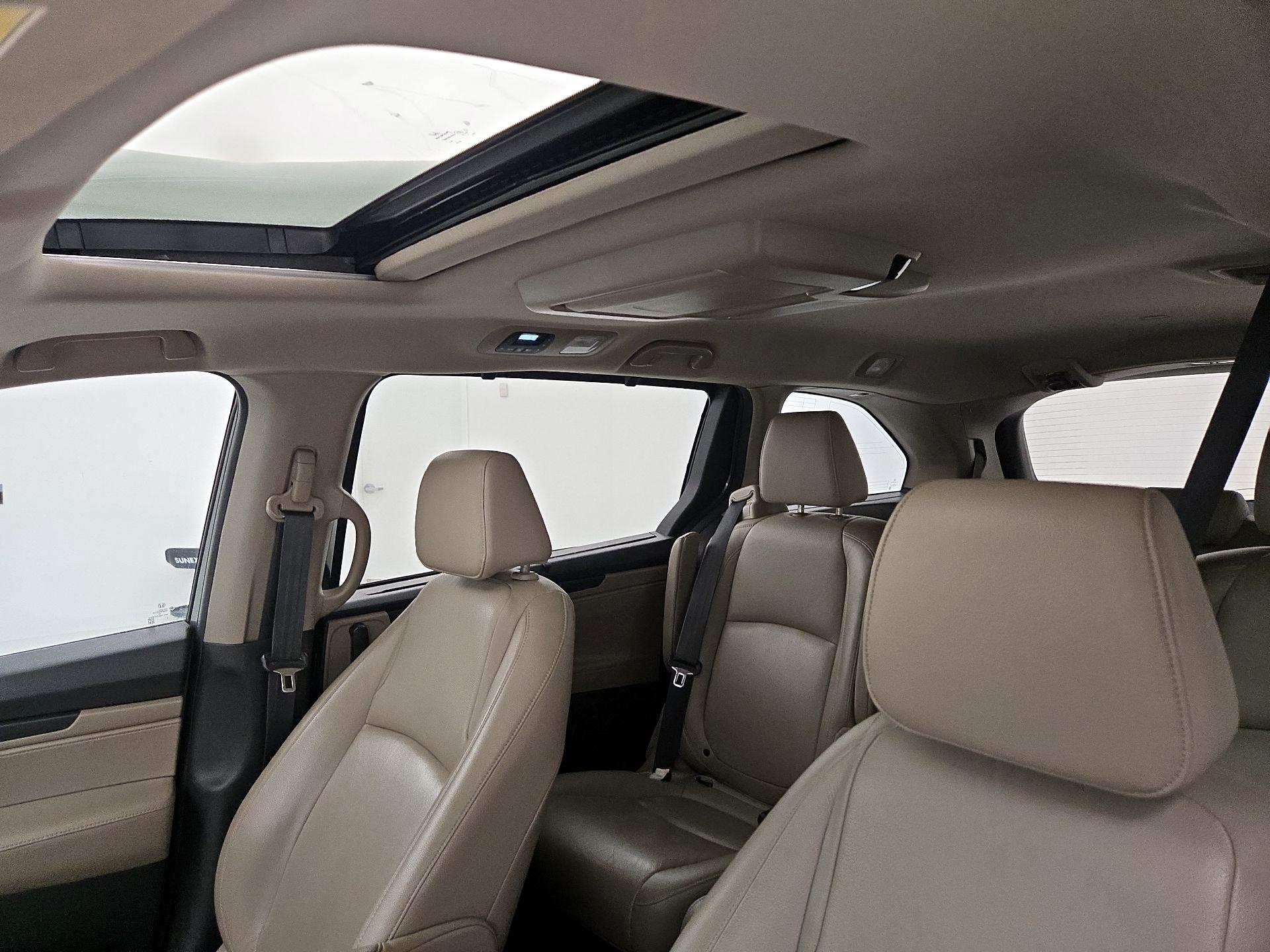 Thumbnail: 2018 Honda Odyssey - 20
