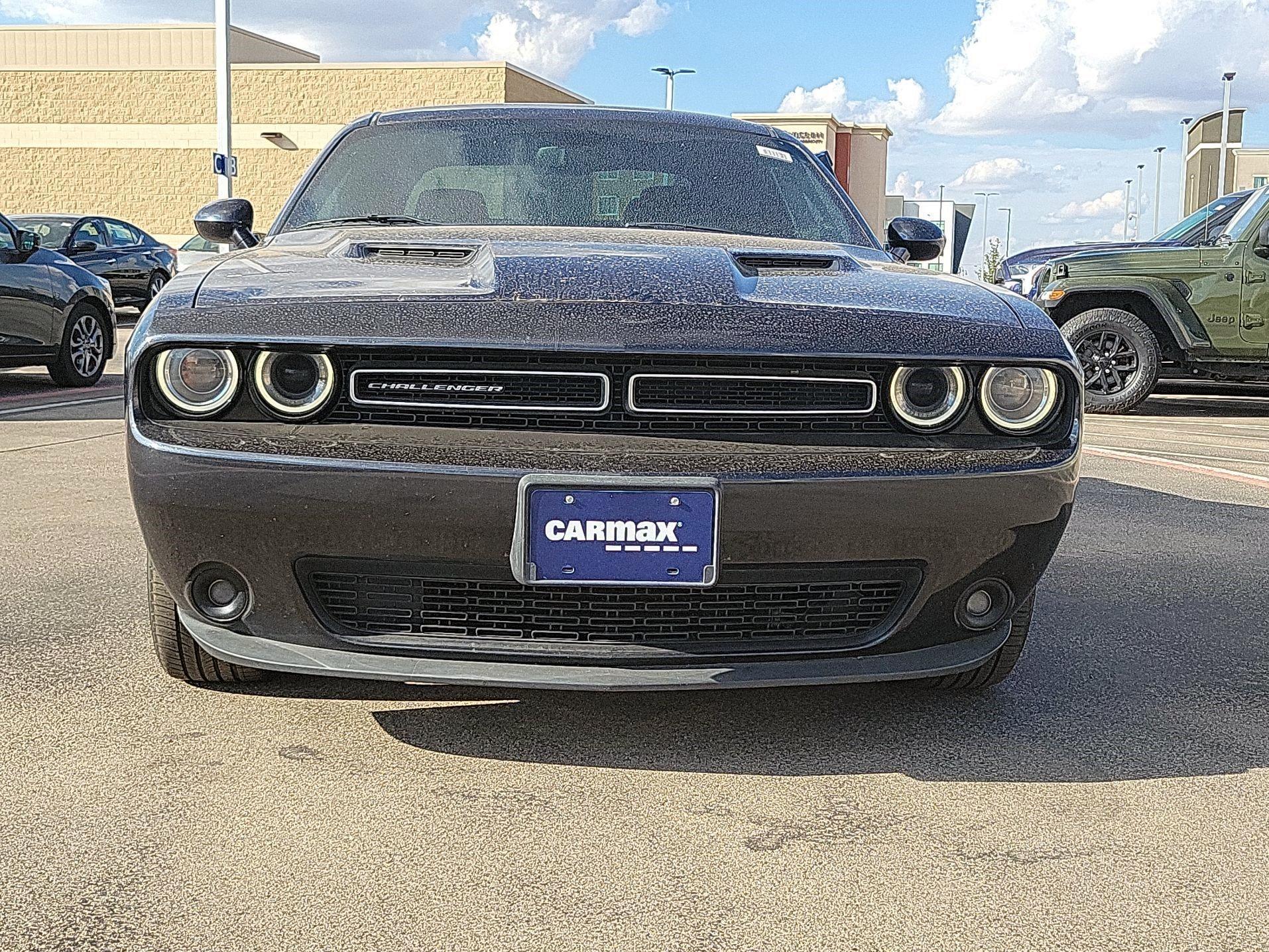 Thumbnail: 2016 Dodge Challenger - 2