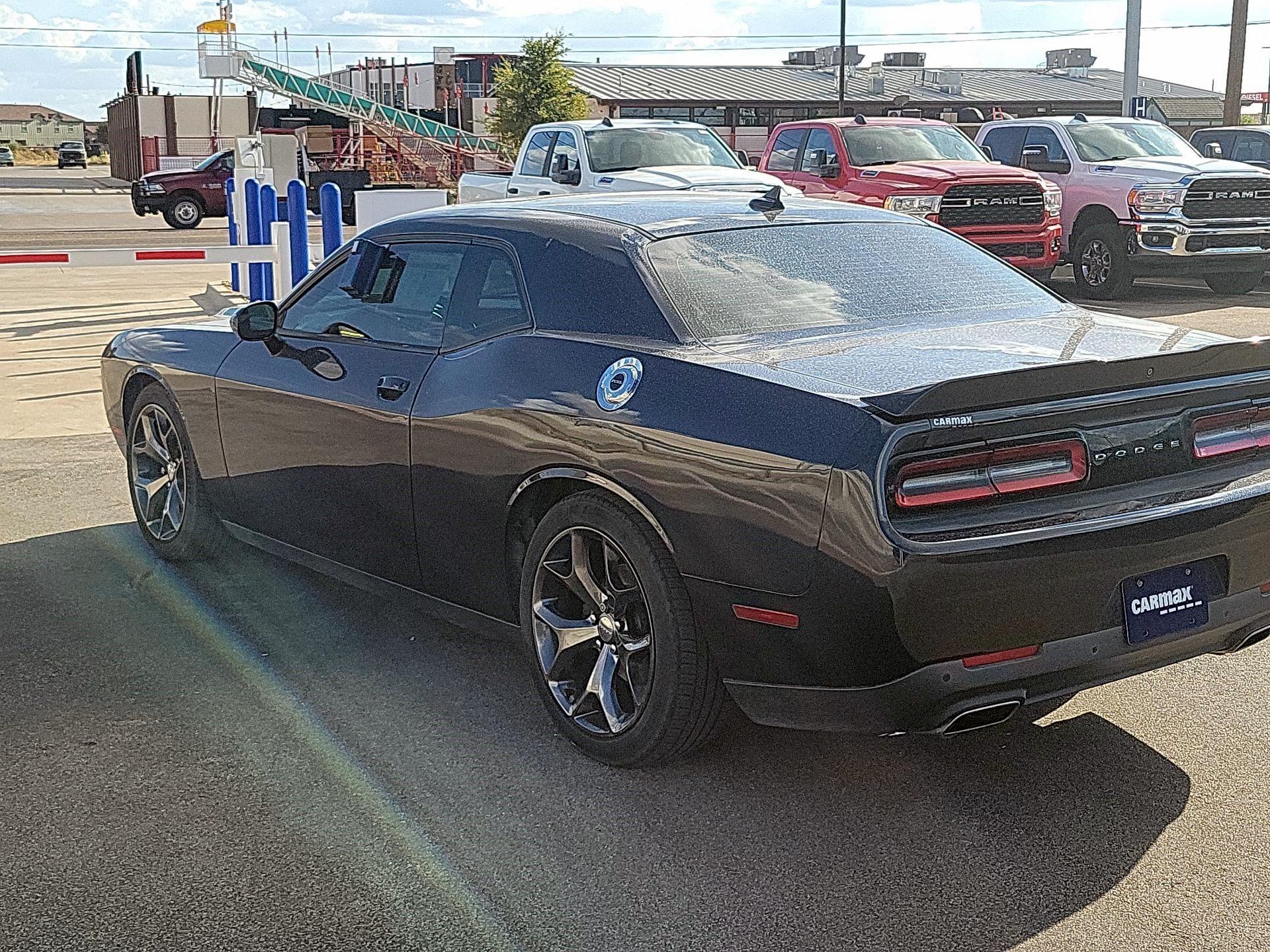 Thumbnail: 2016 Dodge Challenger - 7