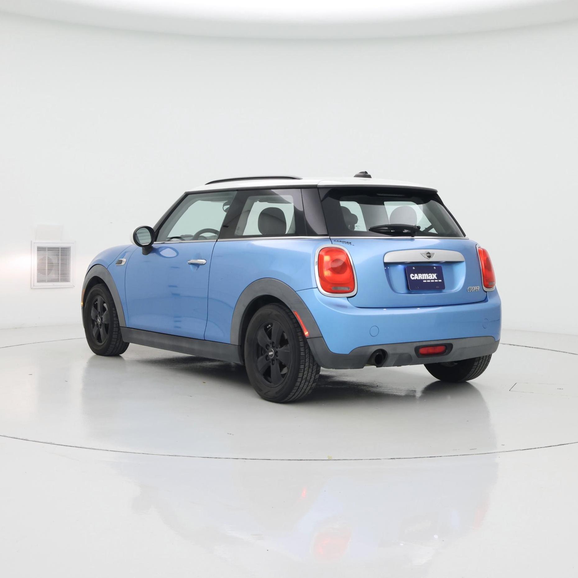 Thumbnail: 2015 MINI Cooper Hardtop - 2