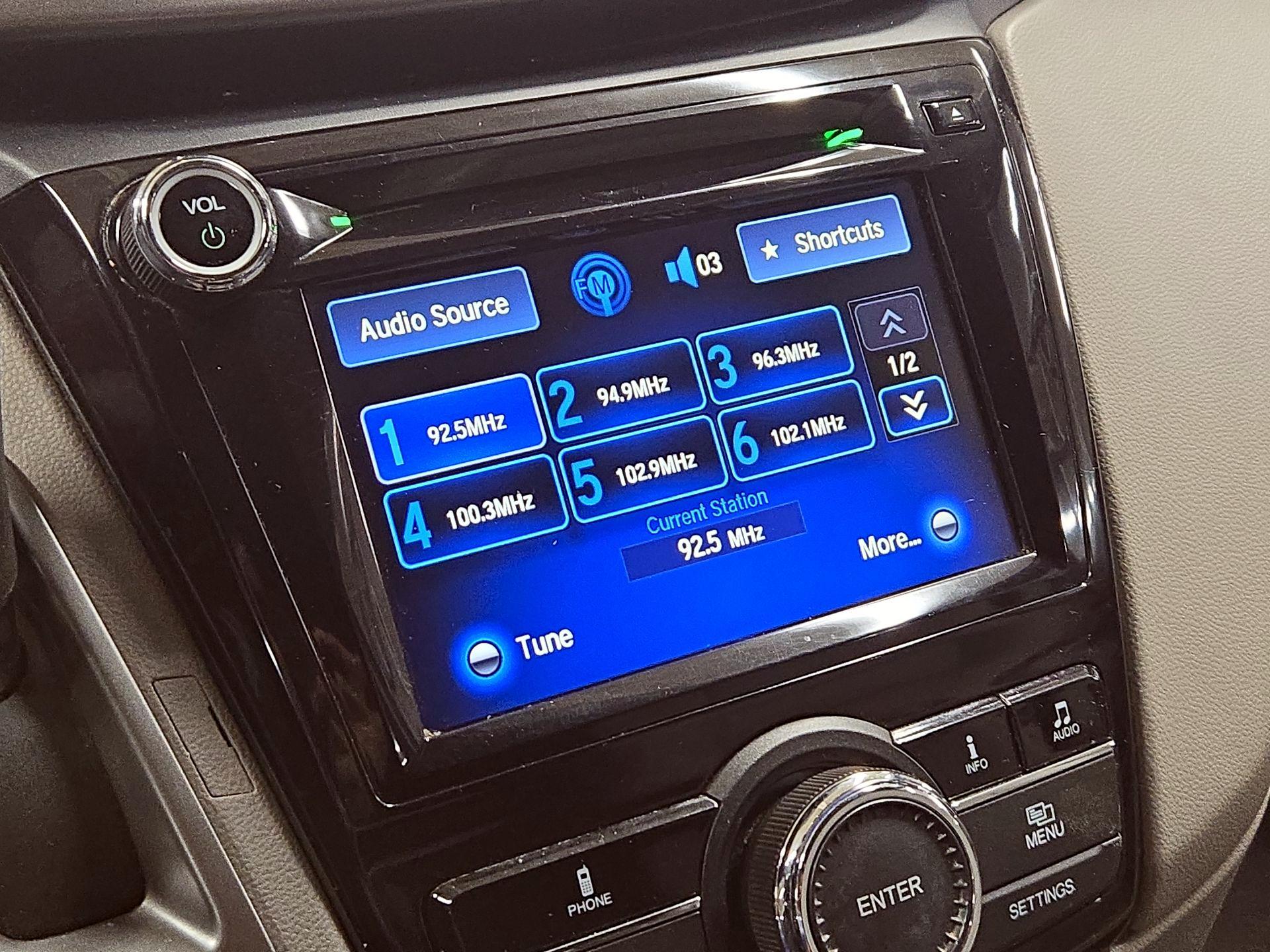 Thumbnail: 2015 Honda Odyssey - 15