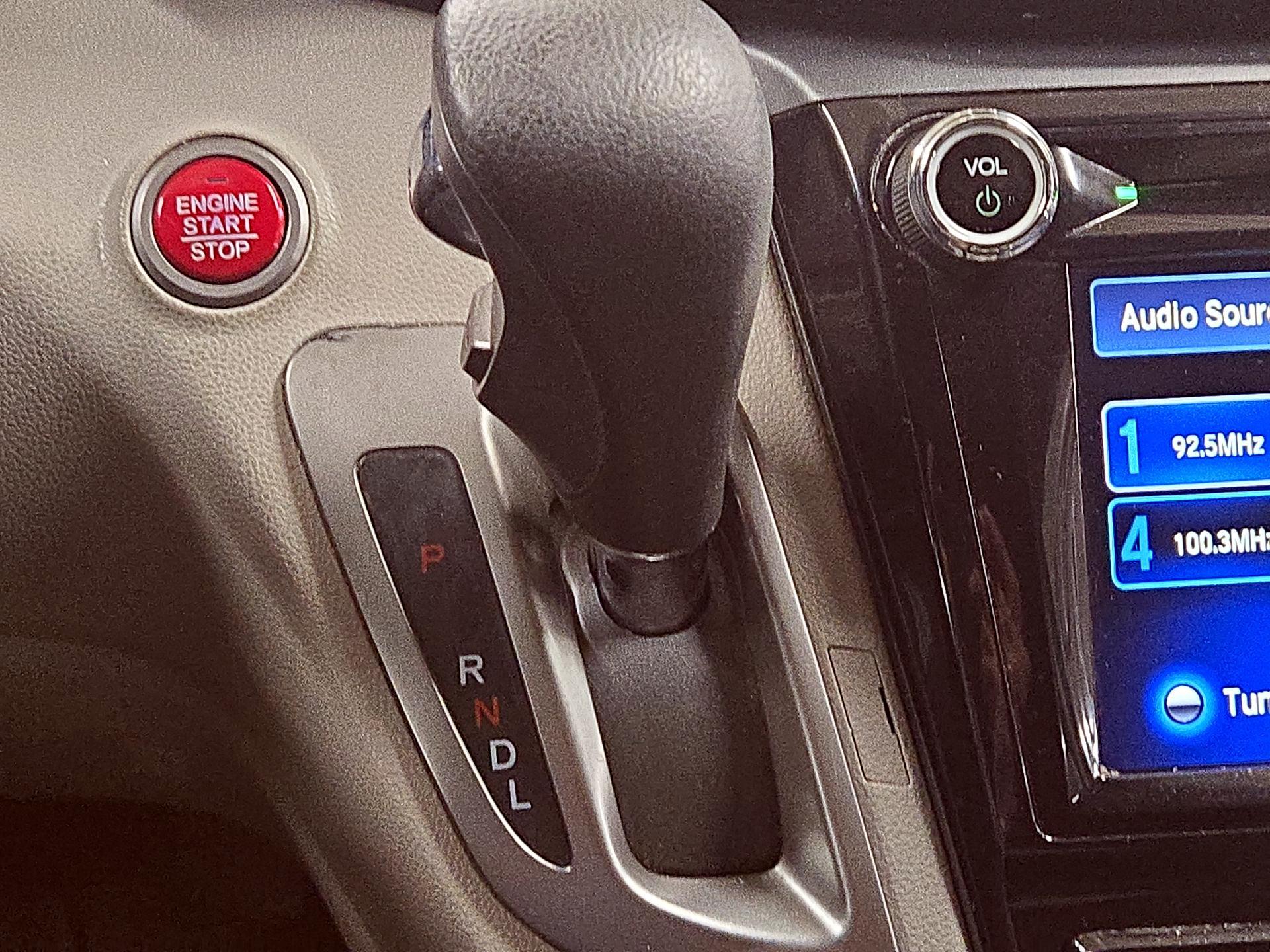 Thumbnail: 2015 Honda Odyssey - 17