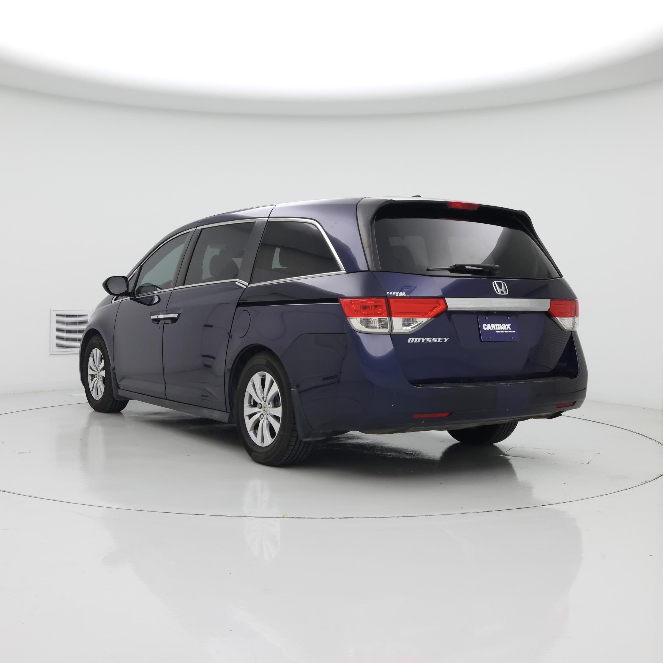 Thumbnail: 2015 Honda Odyssey - 2