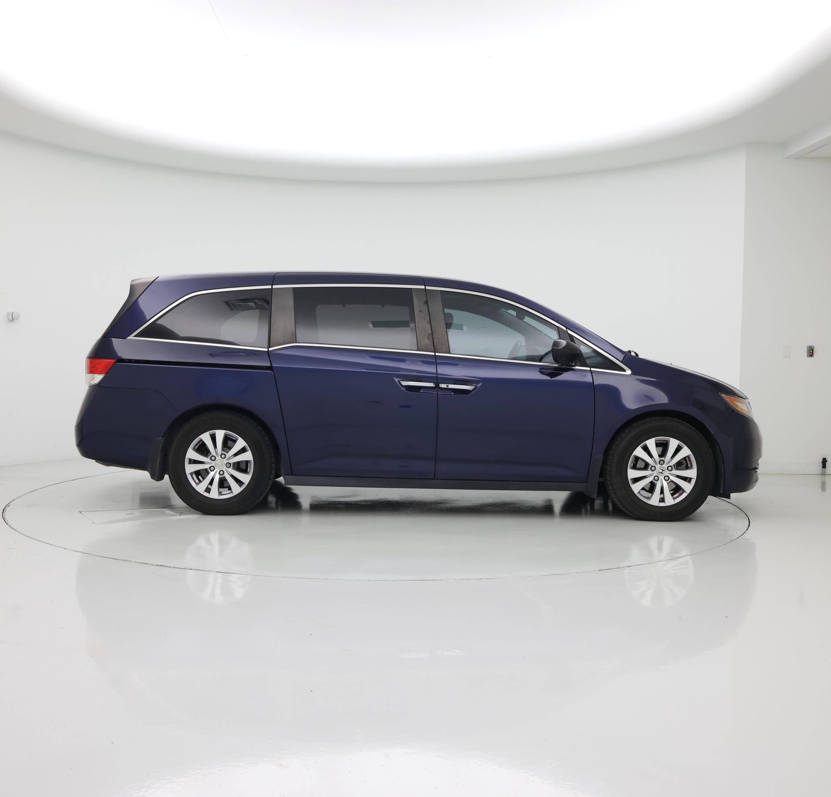 Thumbnail: 2015 Honda Odyssey - 7