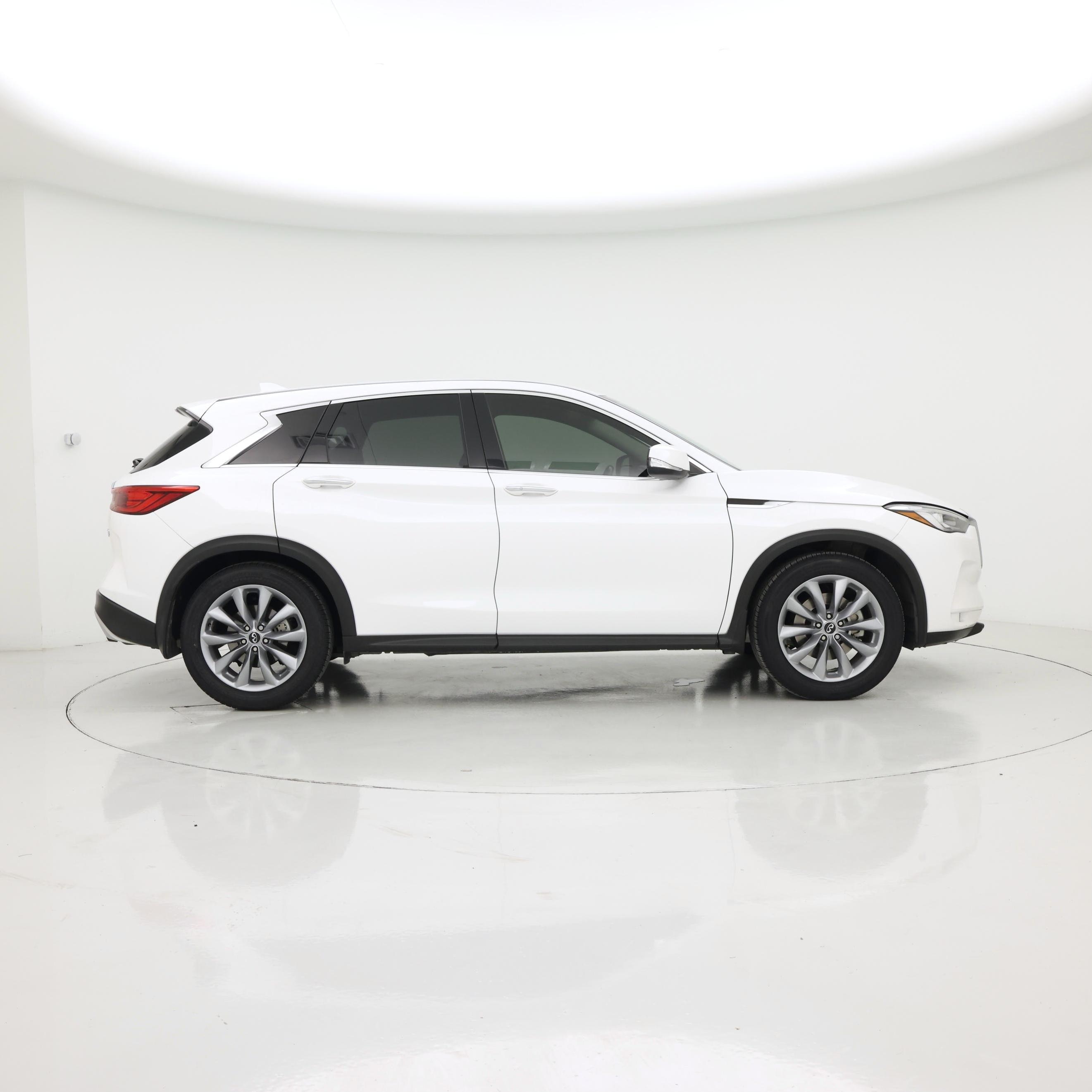 Thumbnail: 2019 INFINITI QX50 - 7