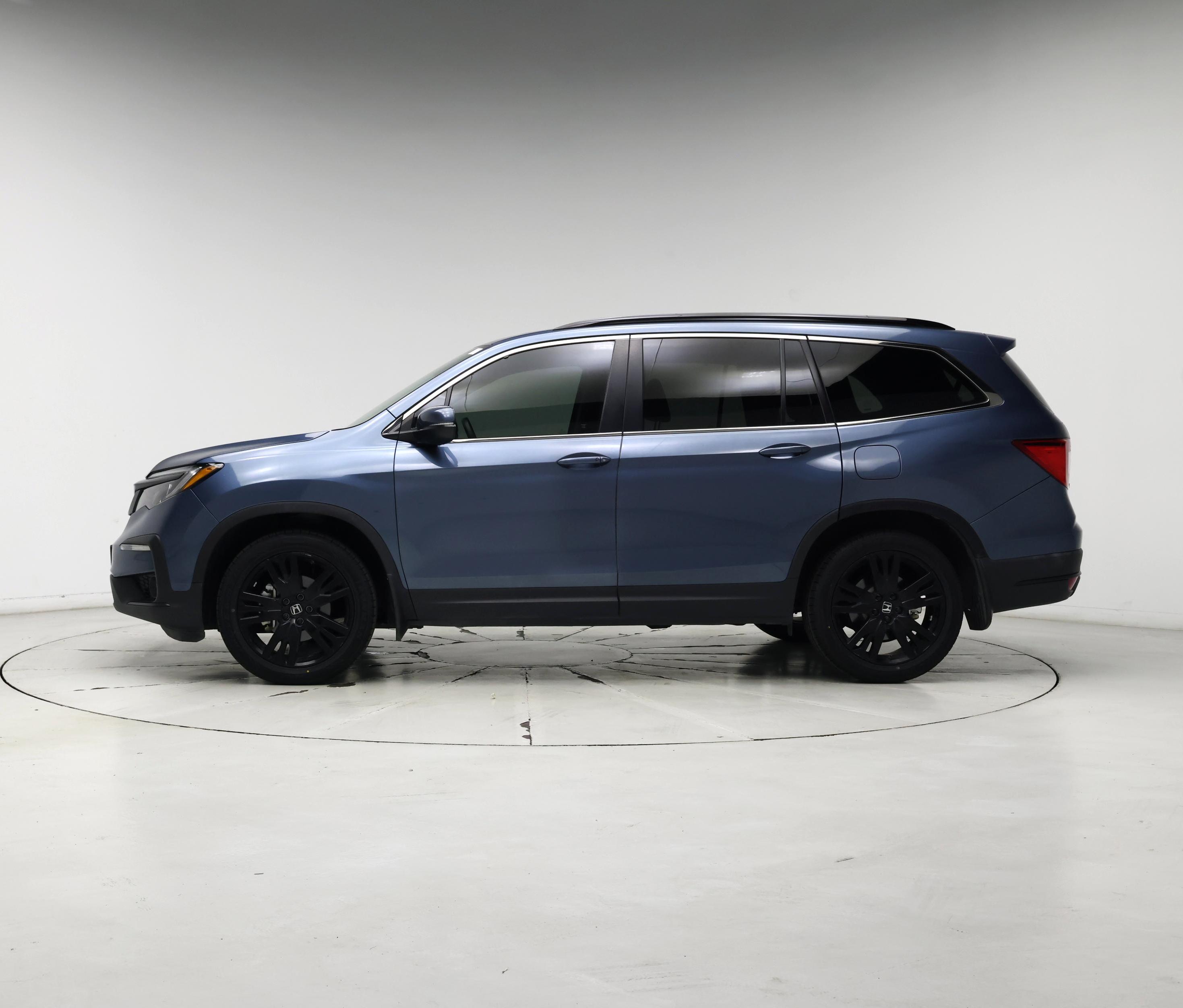 Thumbnail: 2021 Honda Pilot - 3
