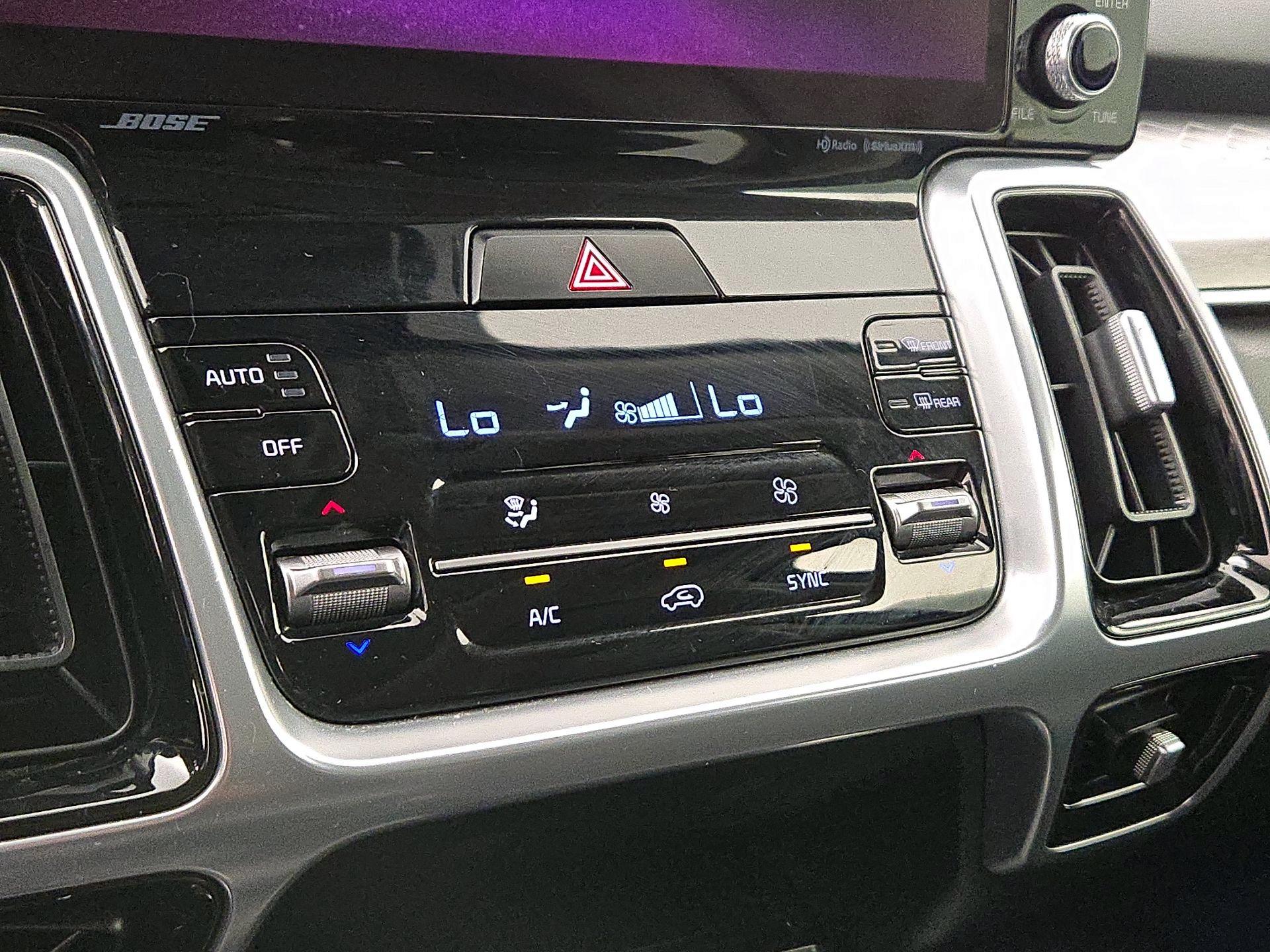 Thumbnail: 2021 Kia Sorento - 17