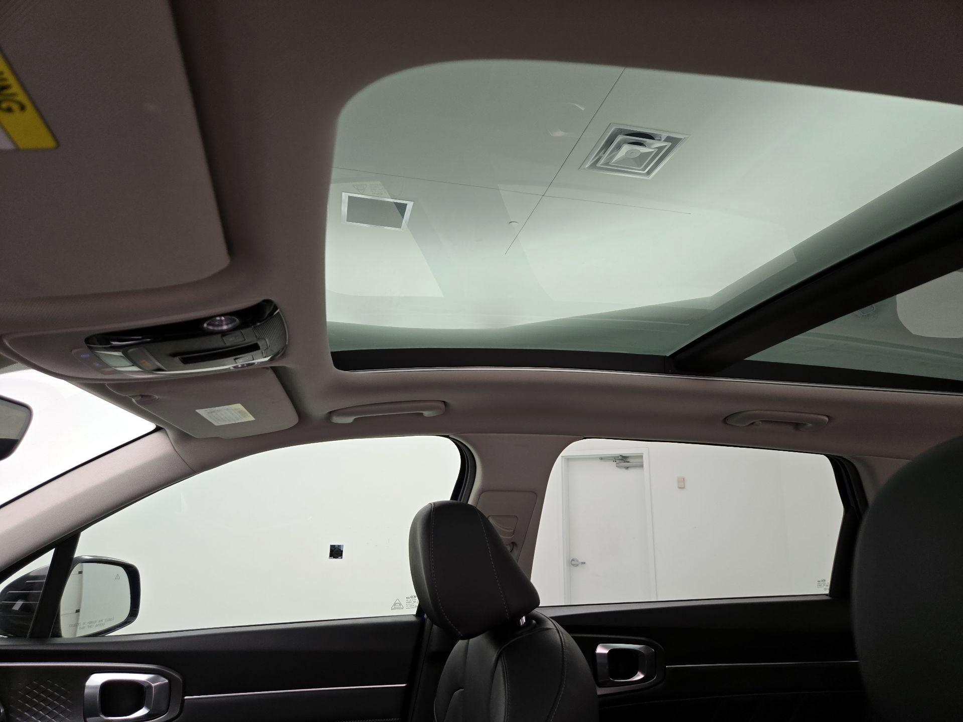 Thumbnail: 2021 Kia Sorento - 20