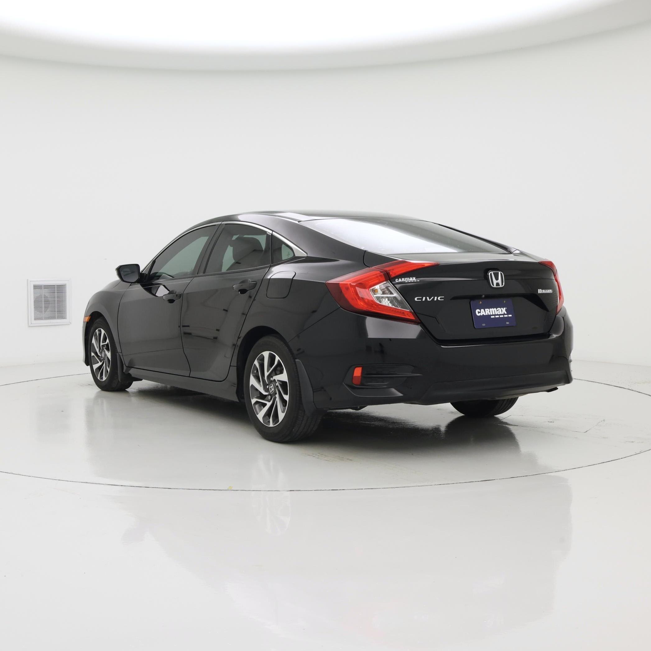 Thumbnail: 2016 Honda Civic - 2