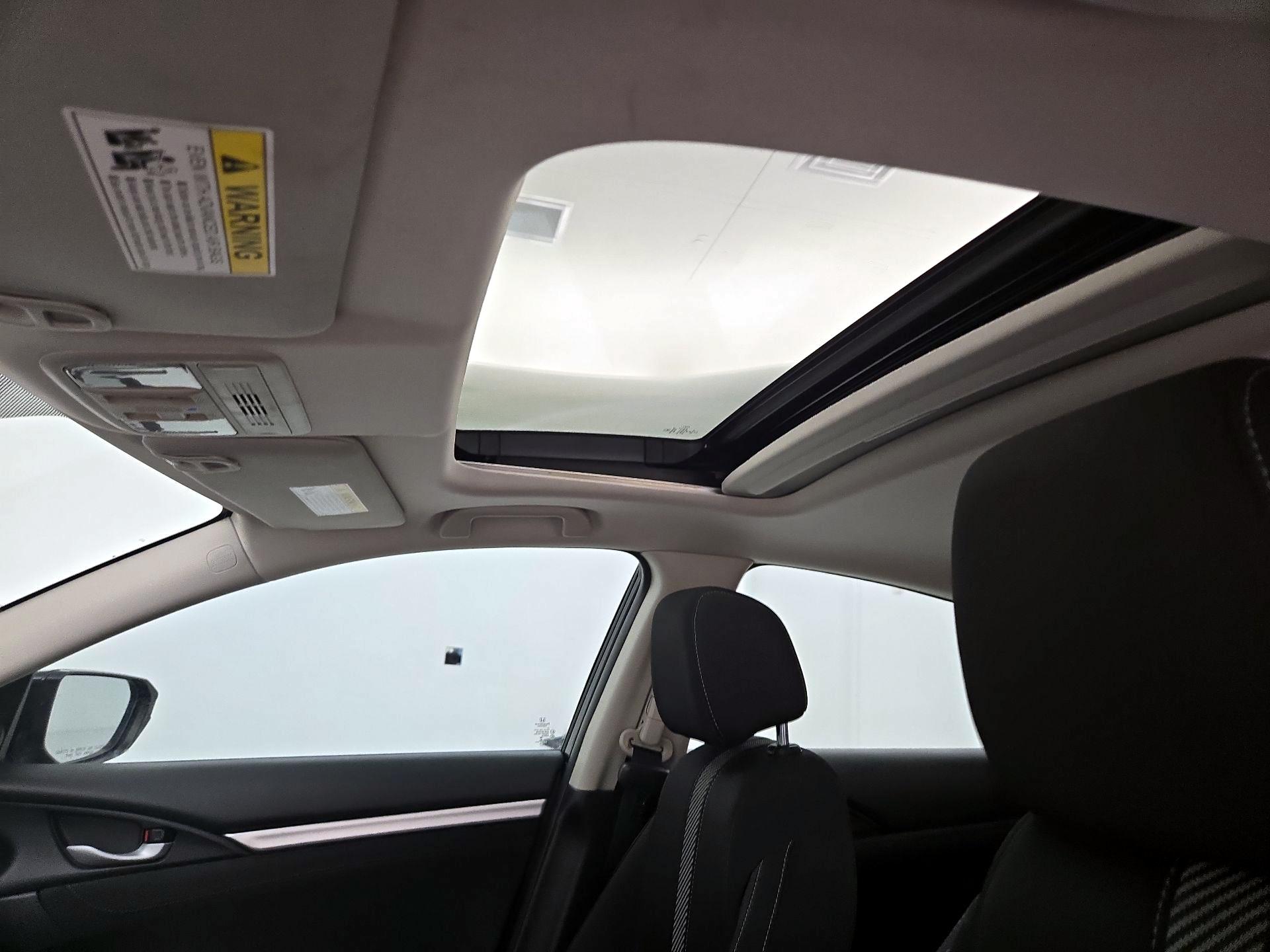 Thumbnail: 2016 Honda Civic - 19