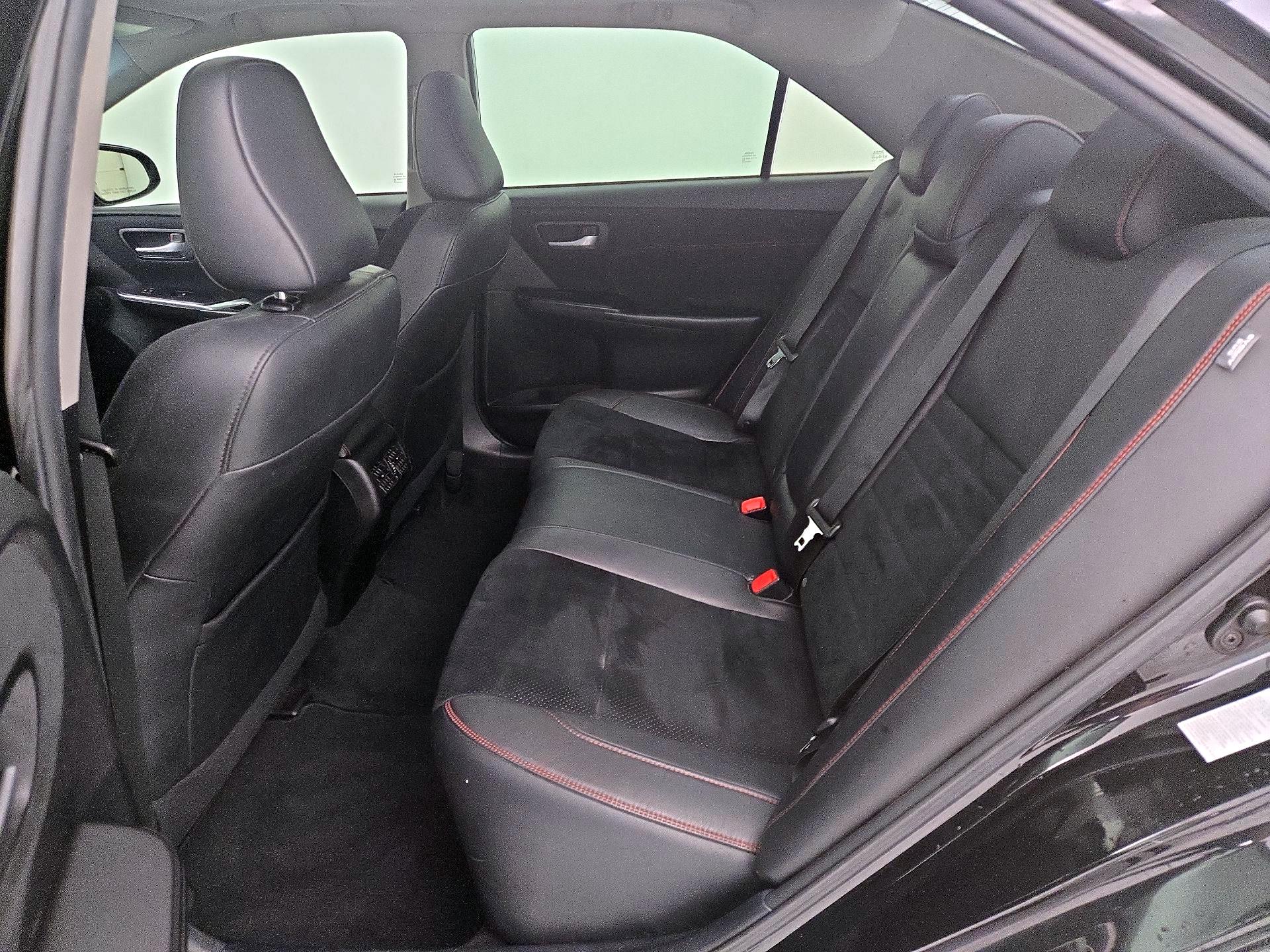 Thumbnail: 2015 Toyota Camry - 20