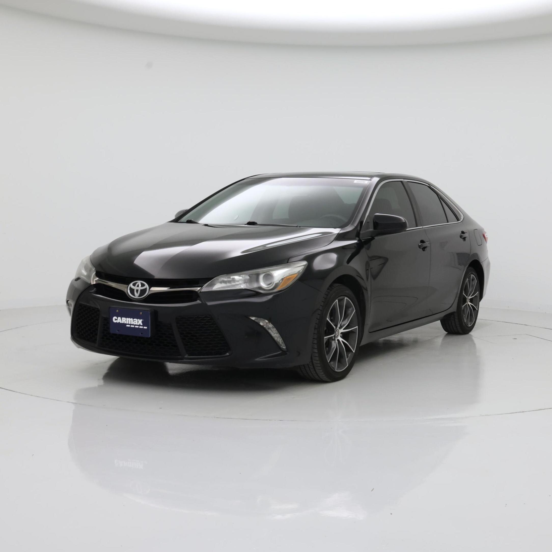 Thumbnail: 2015 Toyota Camry - 4