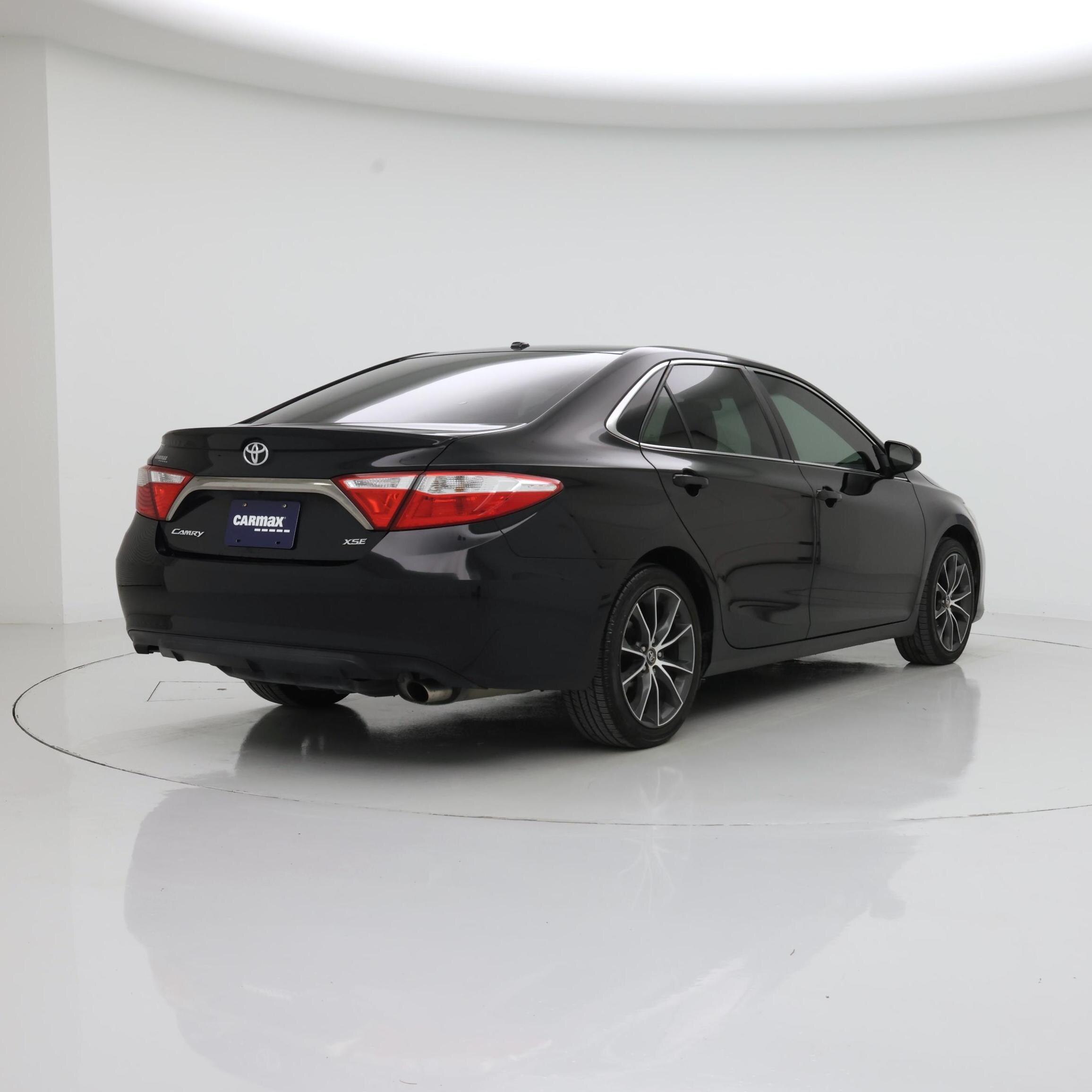 Thumbnail: 2015 Toyota Camry - 8