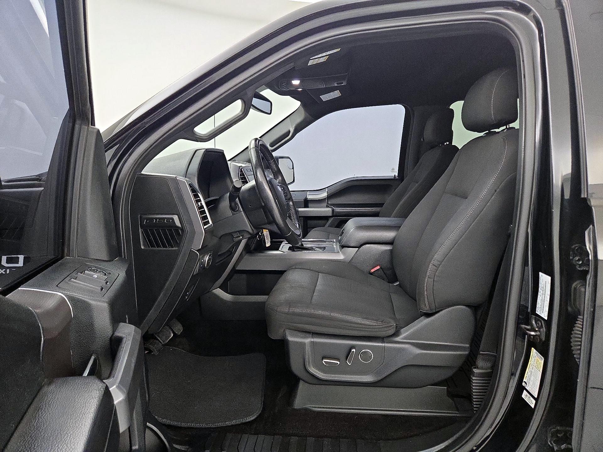 Thumbnail: 2016 Ford F-150 - 11