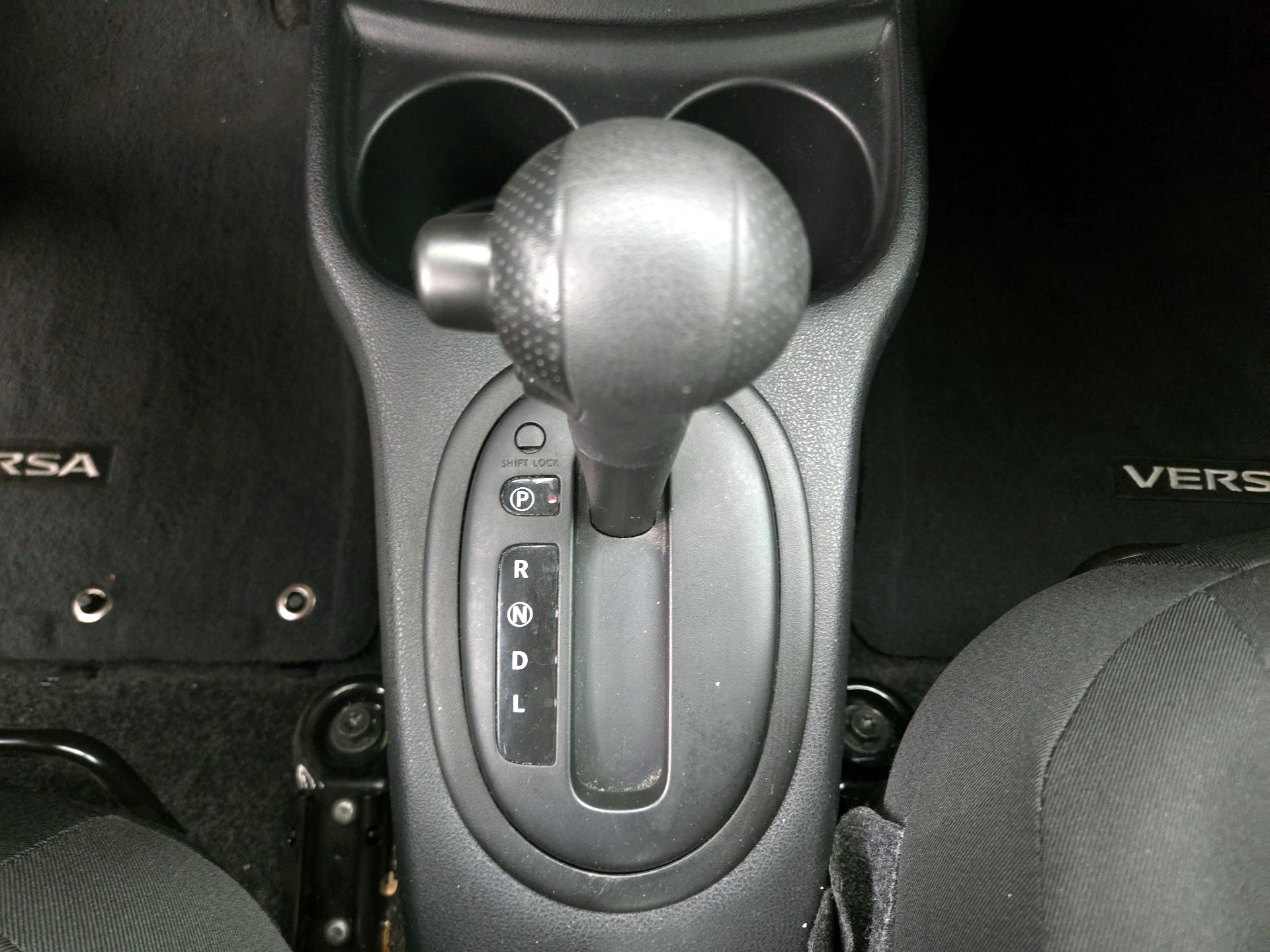 Thumbnail: 2016 Nissan Versa - 16