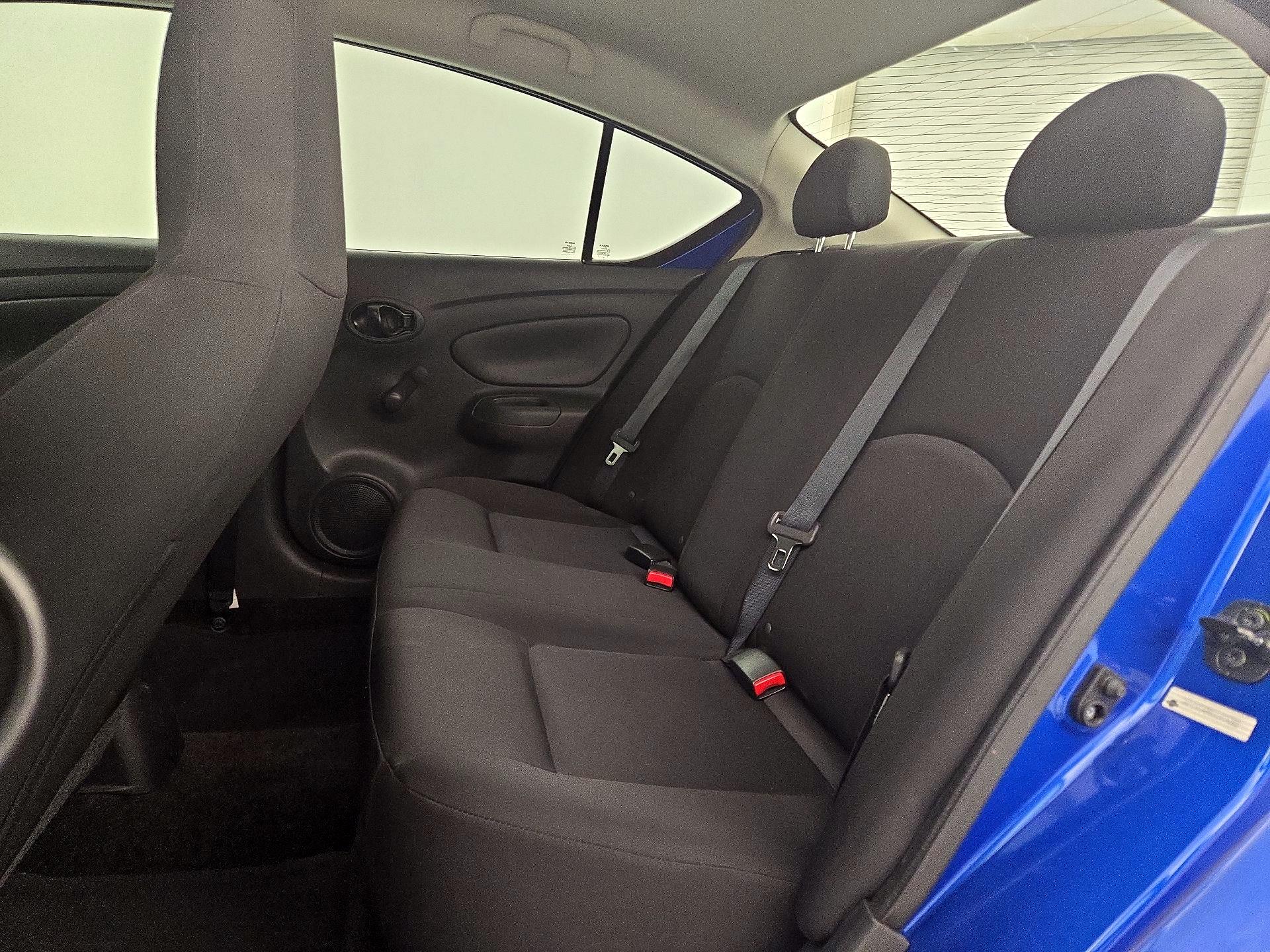 Thumbnail: 2016 Nissan Versa - 18
