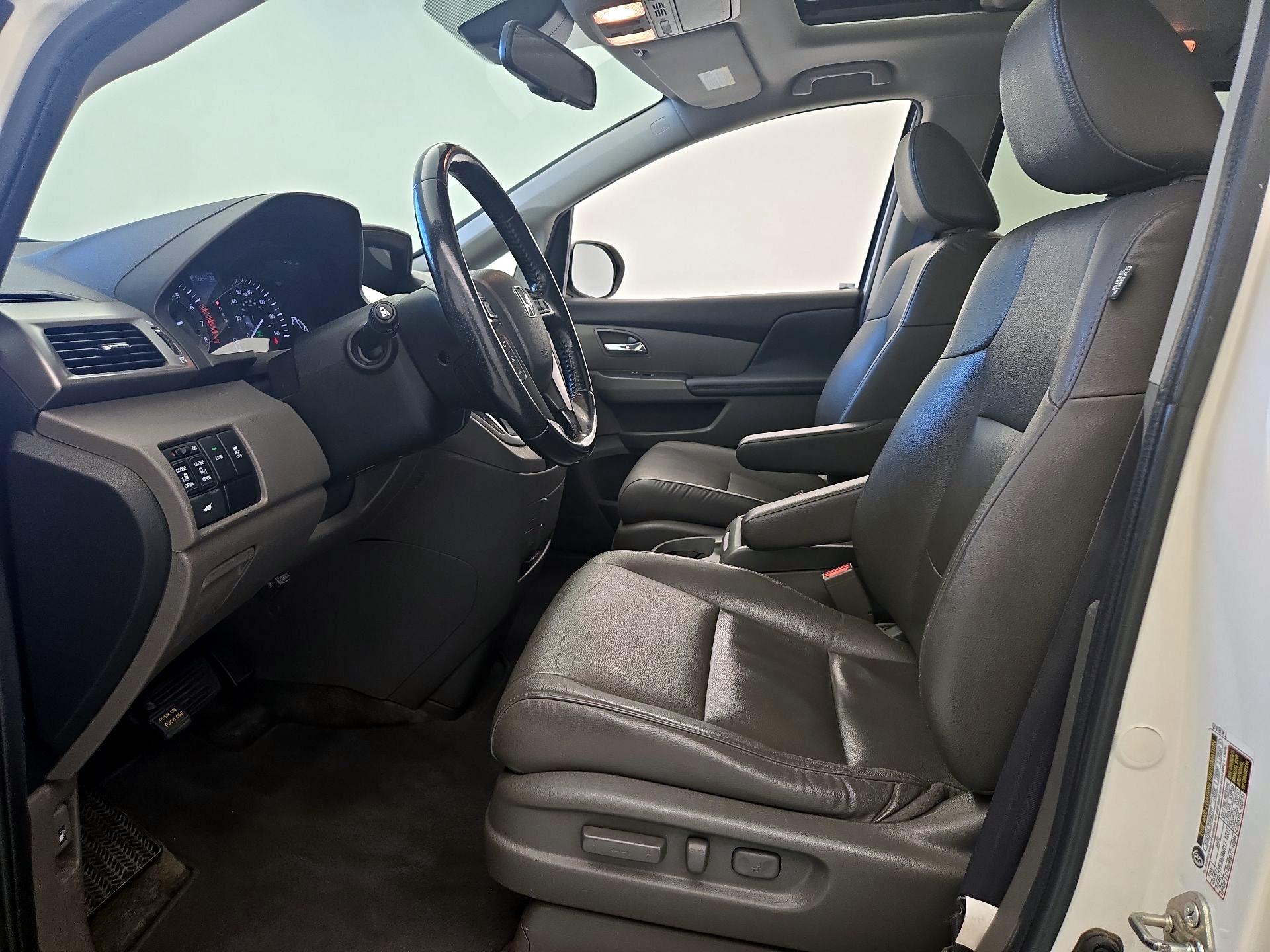 Thumbnail: 2016 Honda Odyssey - 11