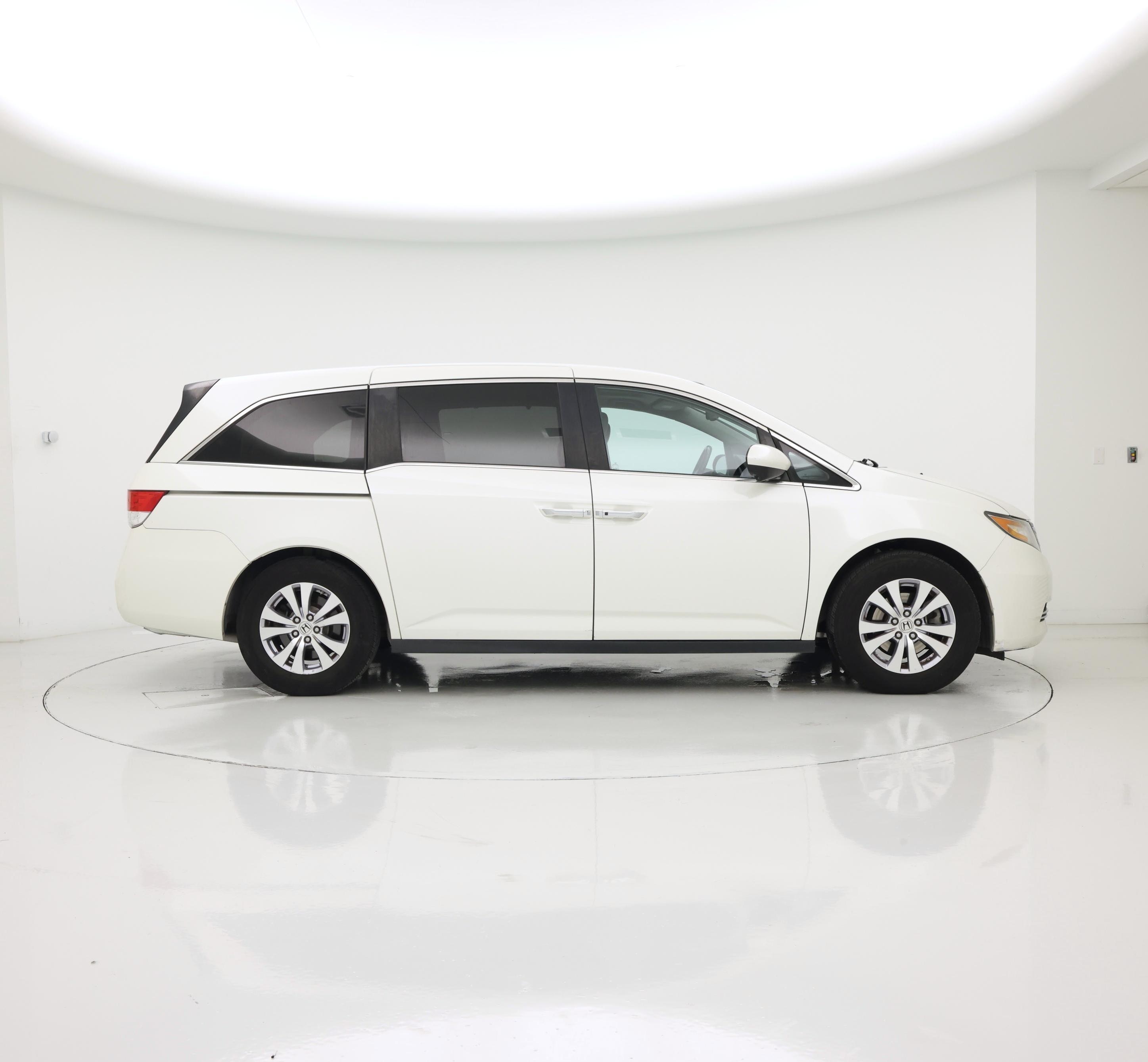 Thumbnail: 2016 Honda Odyssey - 7