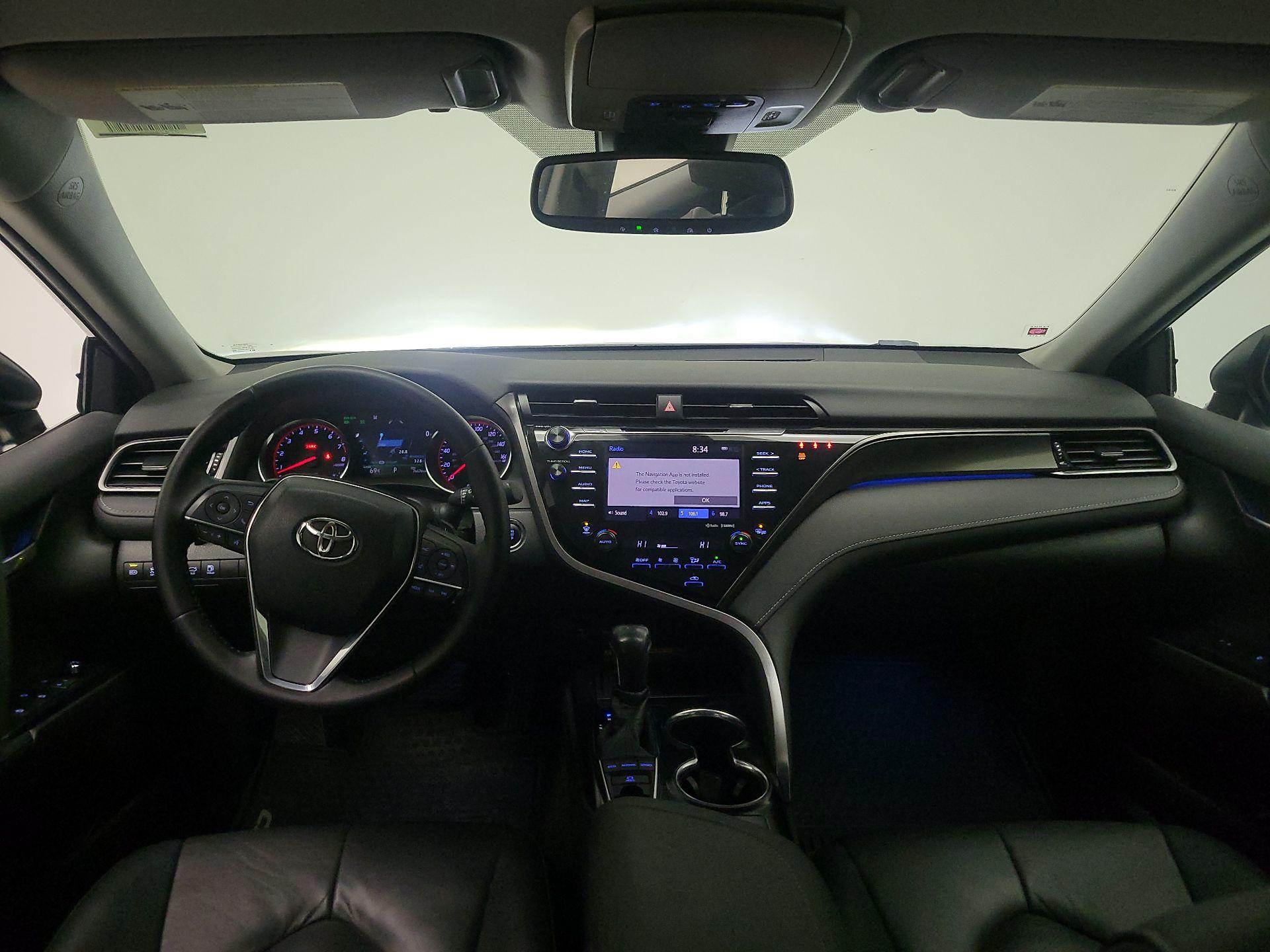 Thumbnail: 2019 Toyota Camry - 9