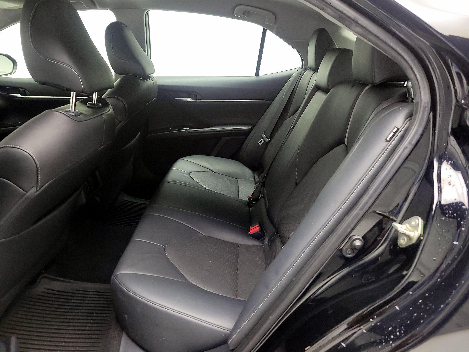 Thumbnail: 2019 Toyota Camry - 19