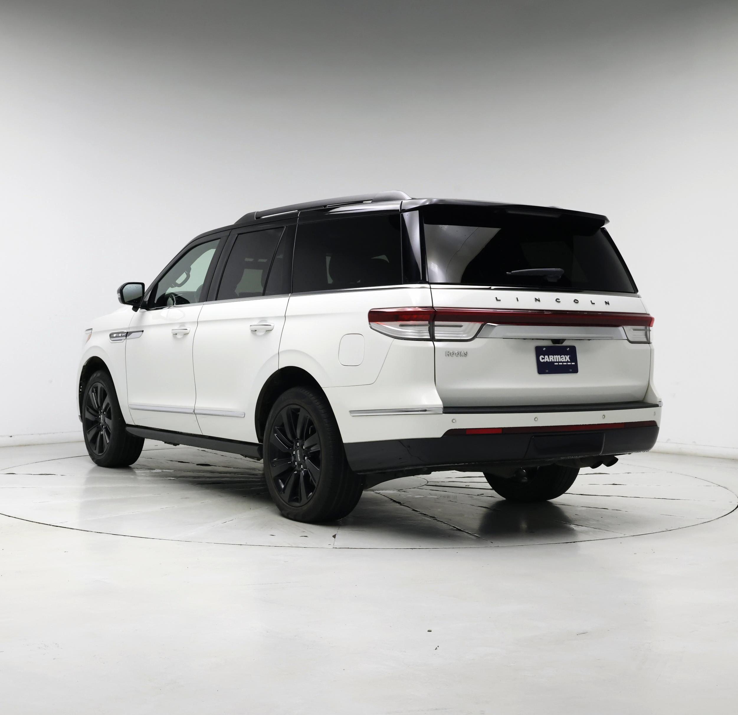 Thumbnail: 2023 Lincoln Navigator - 2