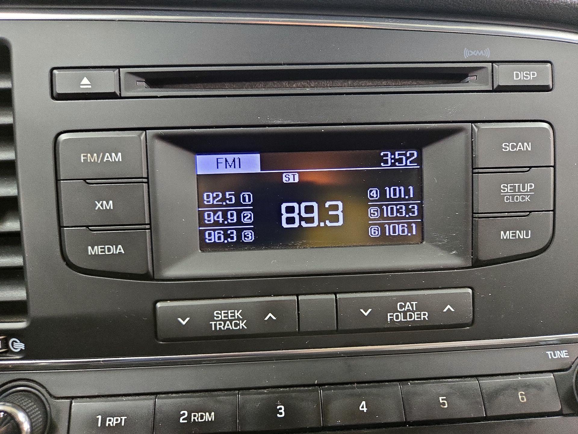 Thumbnail: 2017 Hyundai Elantra - 14