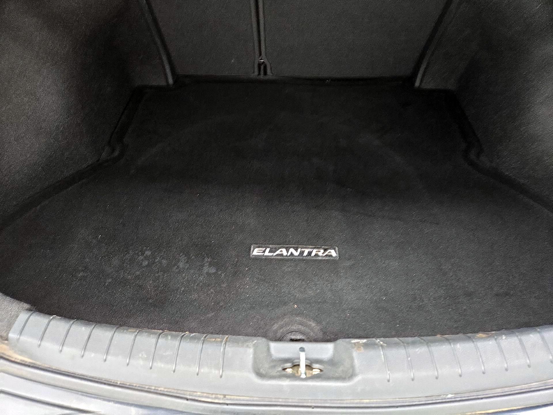 Thumbnail: 2017 Hyundai Elantra - 19