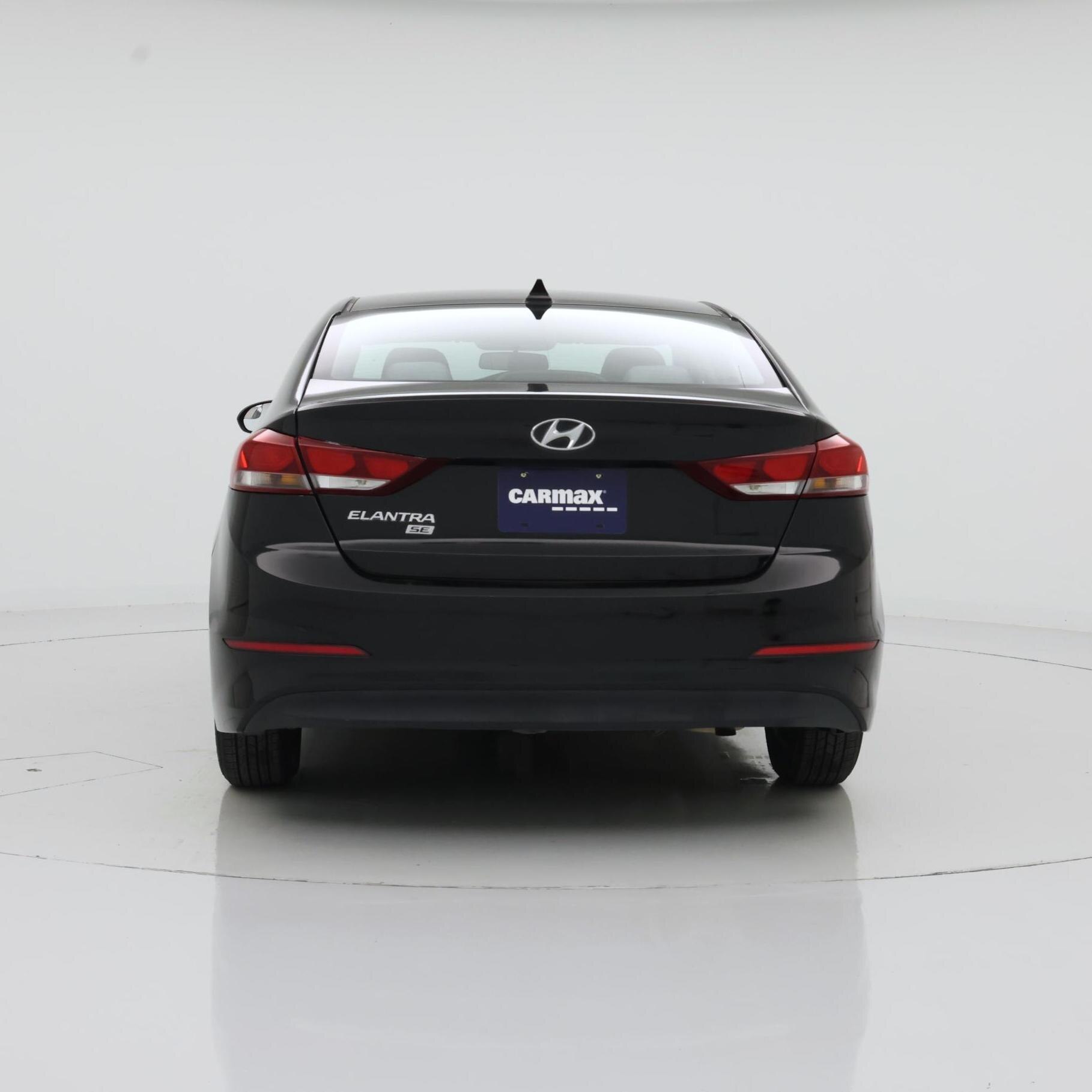 Thumbnail: 2017 Hyundai Elantra - 6