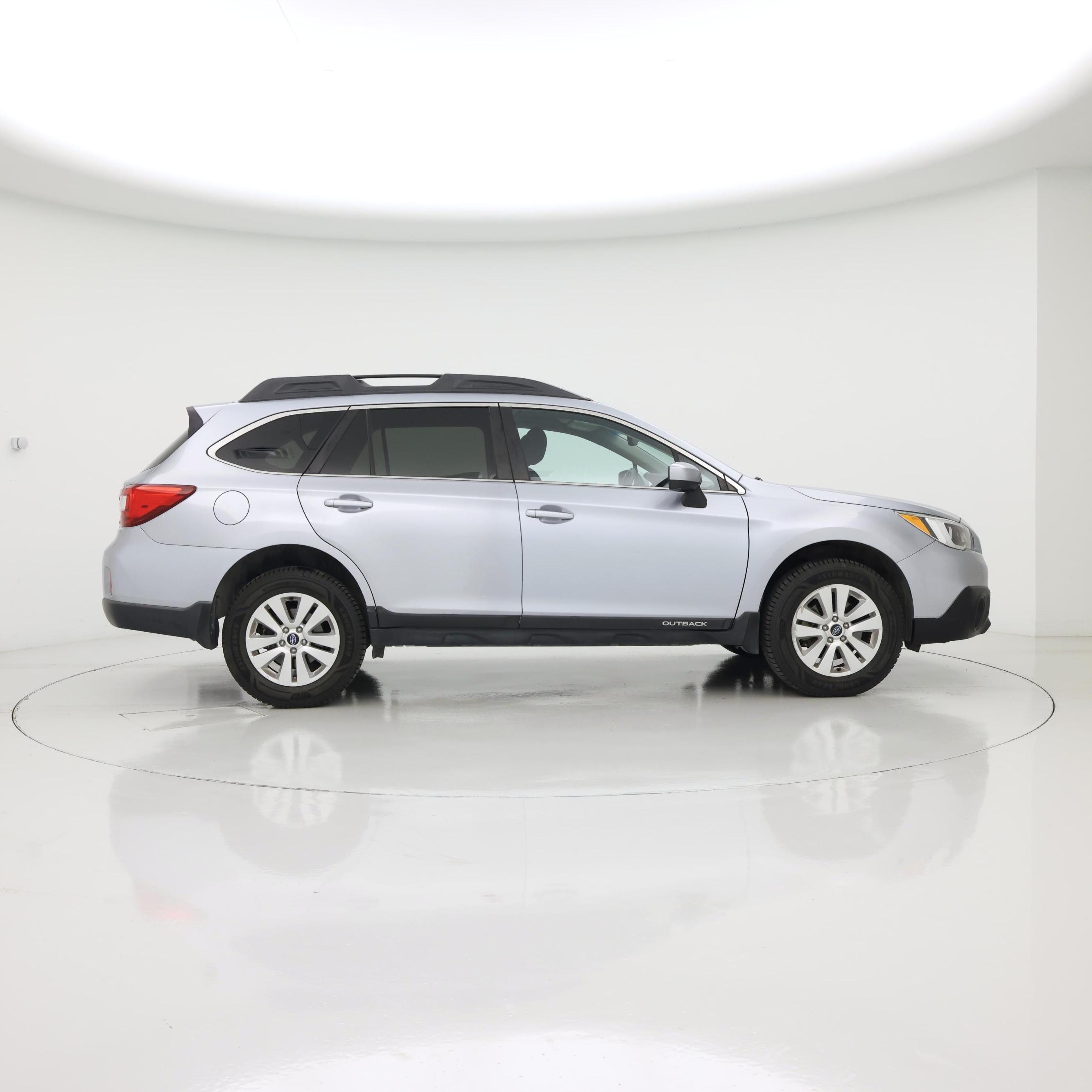 Thumbnail: 2015 Subaru Outback - 7