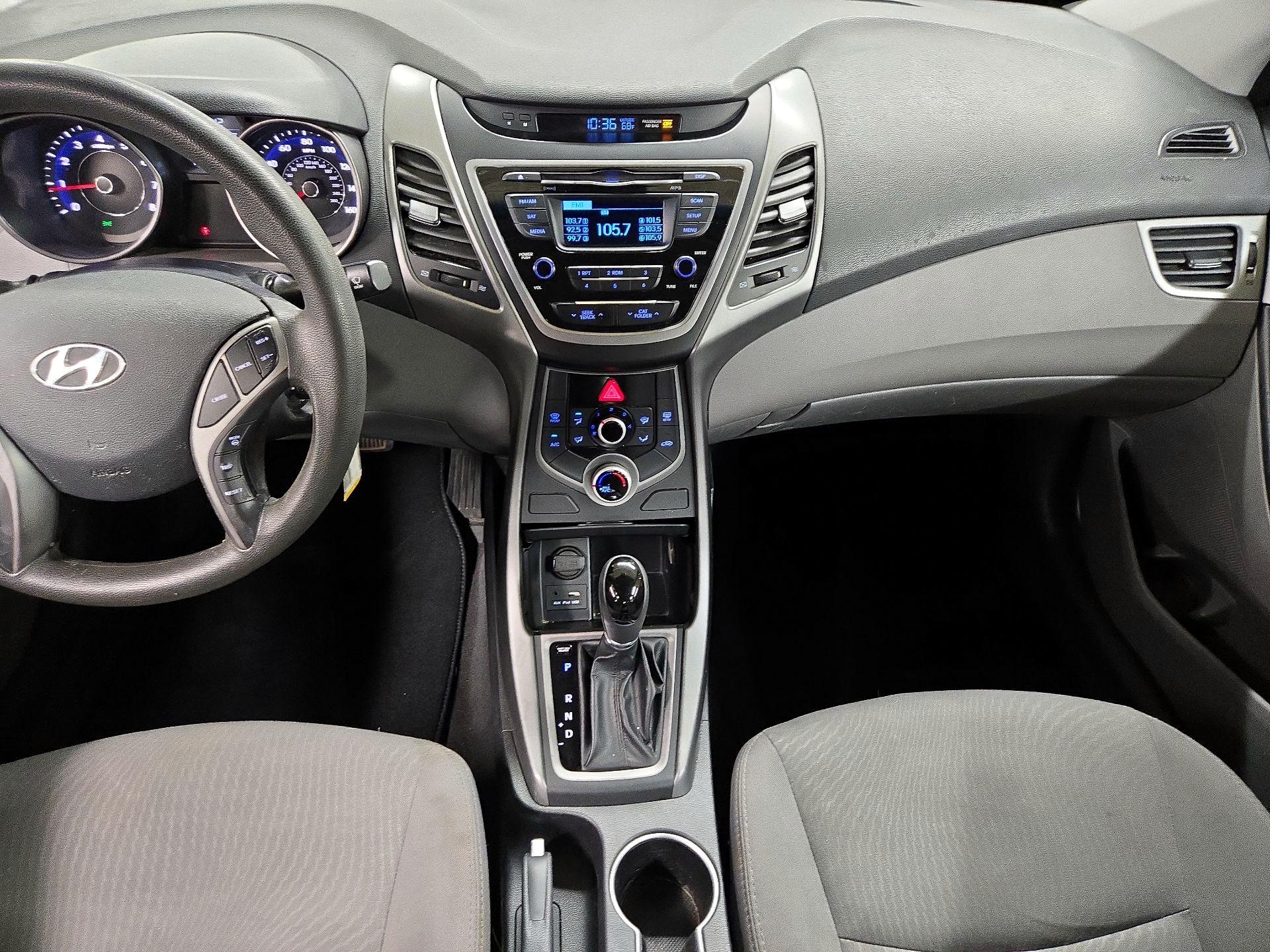 Thumbnail: 2015 Hyundai Elantra - 9