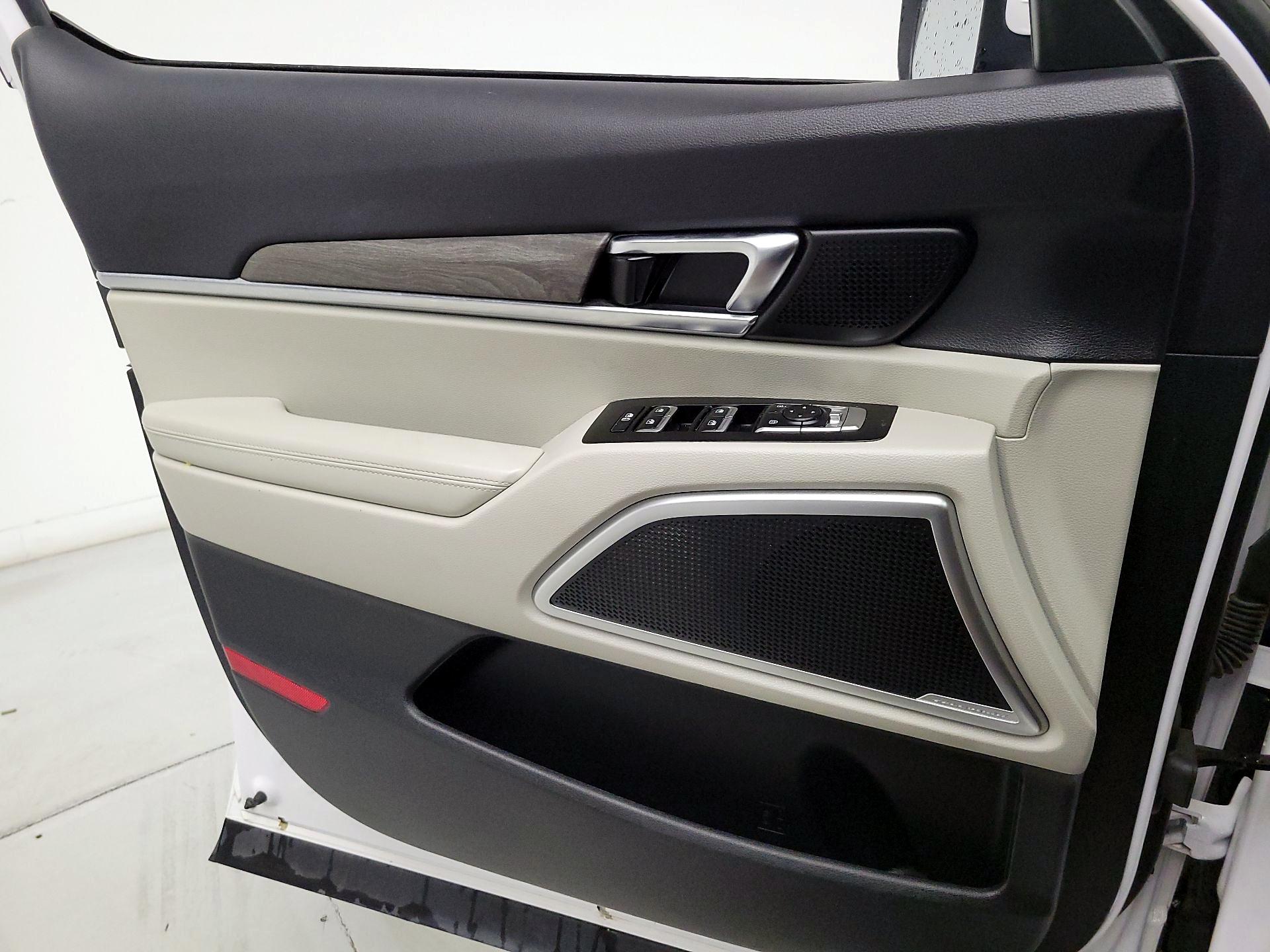 Thumbnail: 2022 Kia Telluride - 12