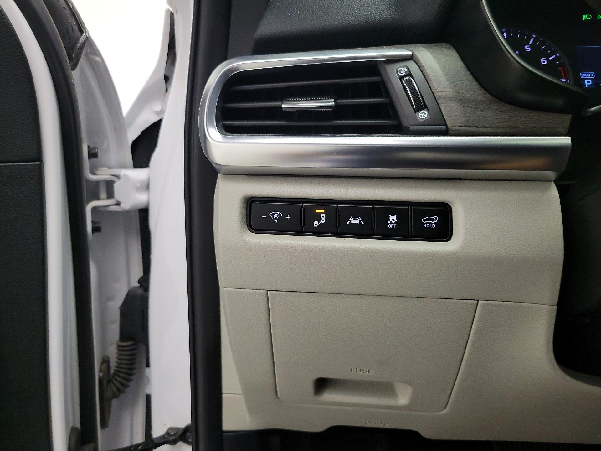 Thumbnail: 2022 Kia Telluride - 13