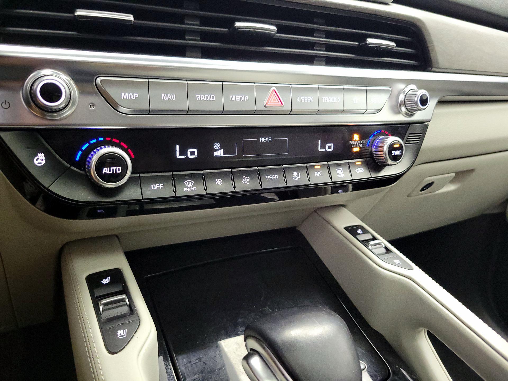 Thumbnail: 2022 Kia Telluride - 17