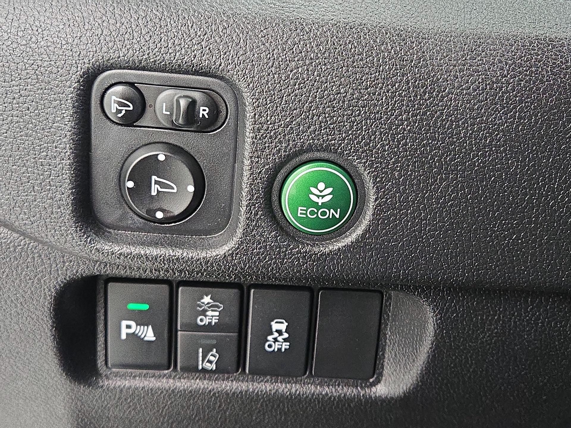 Thumbnail: 2019 Honda Passport - 13