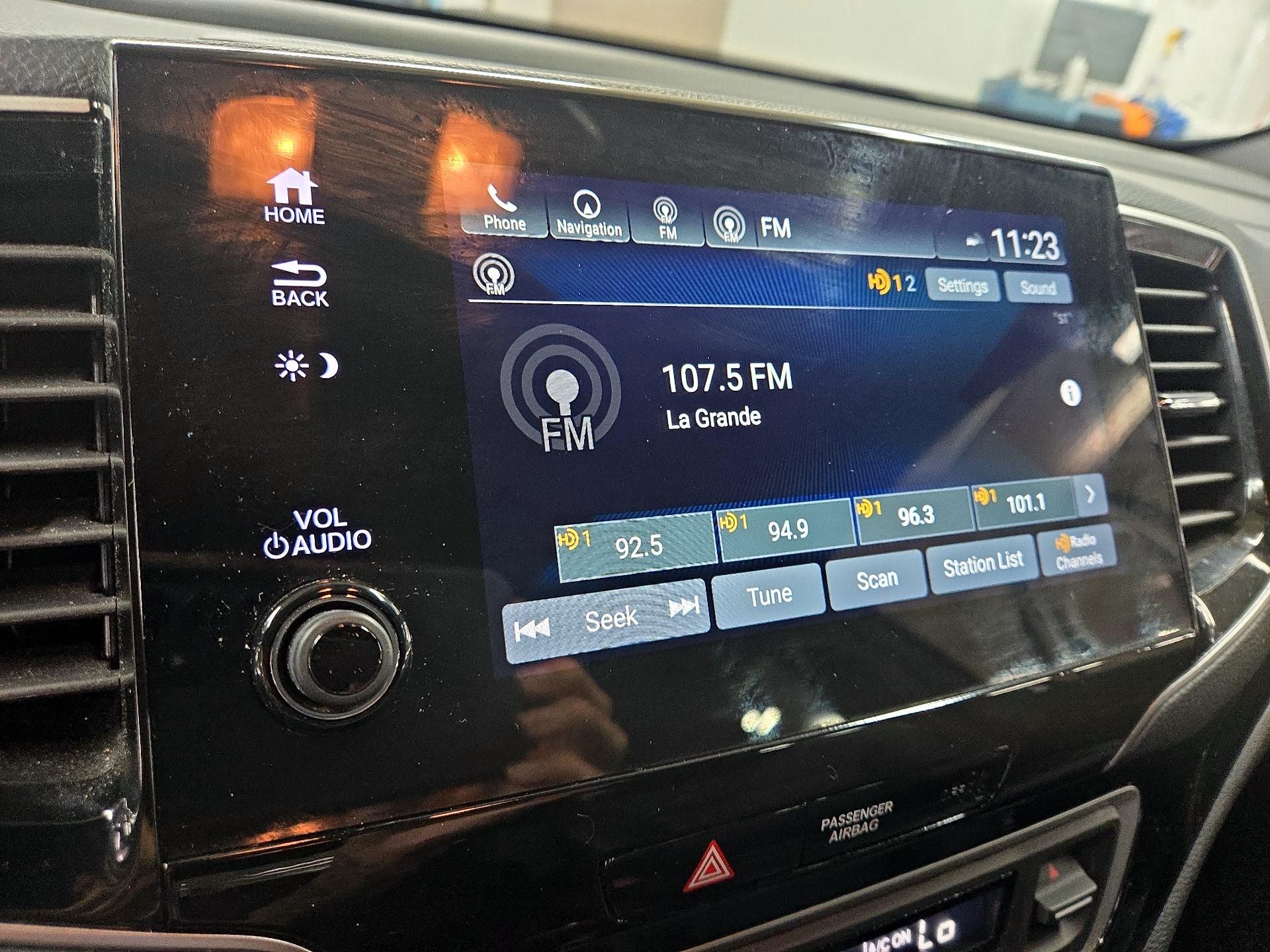 Thumbnail: 2019 Honda Passport - 15